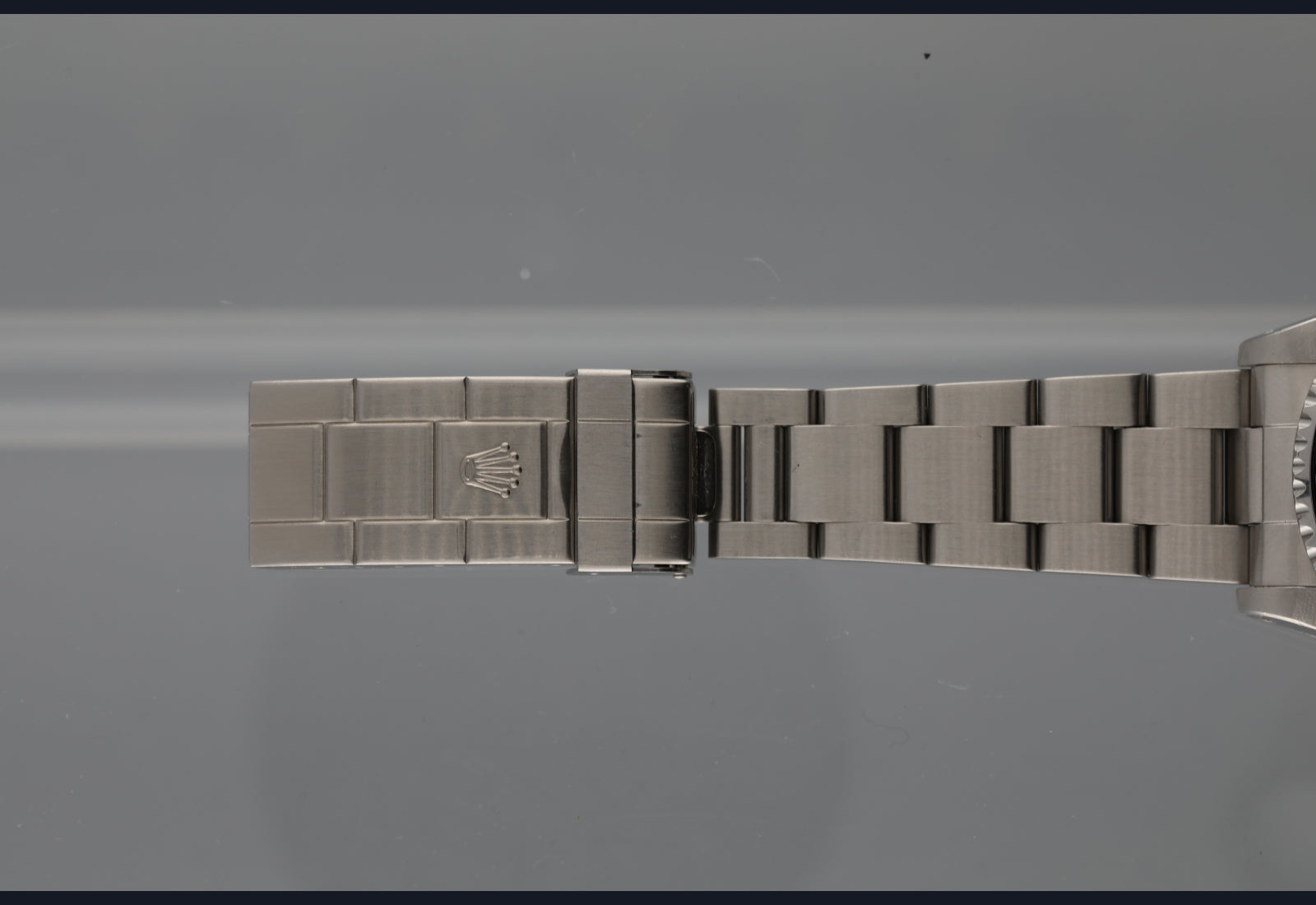 14060 Sharp looking non date sub brown bezel