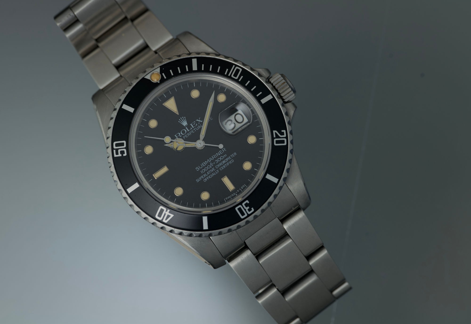 16800 from 1984 slight tropical patina / sharp case