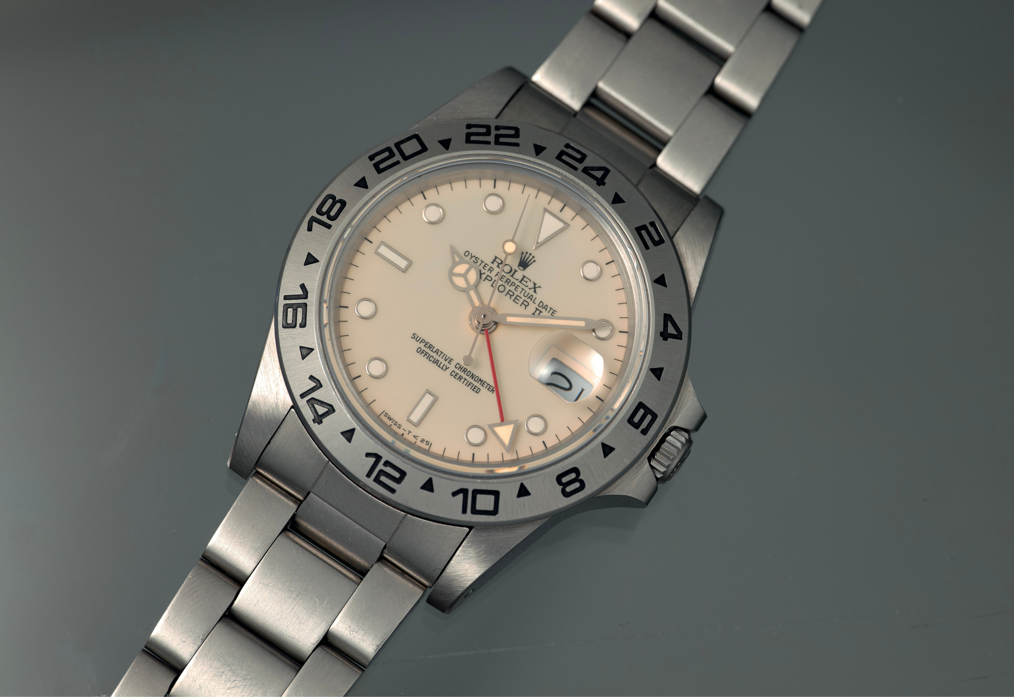 Explorer 16550 Cream Rail Dial With Box and Papers - 1985