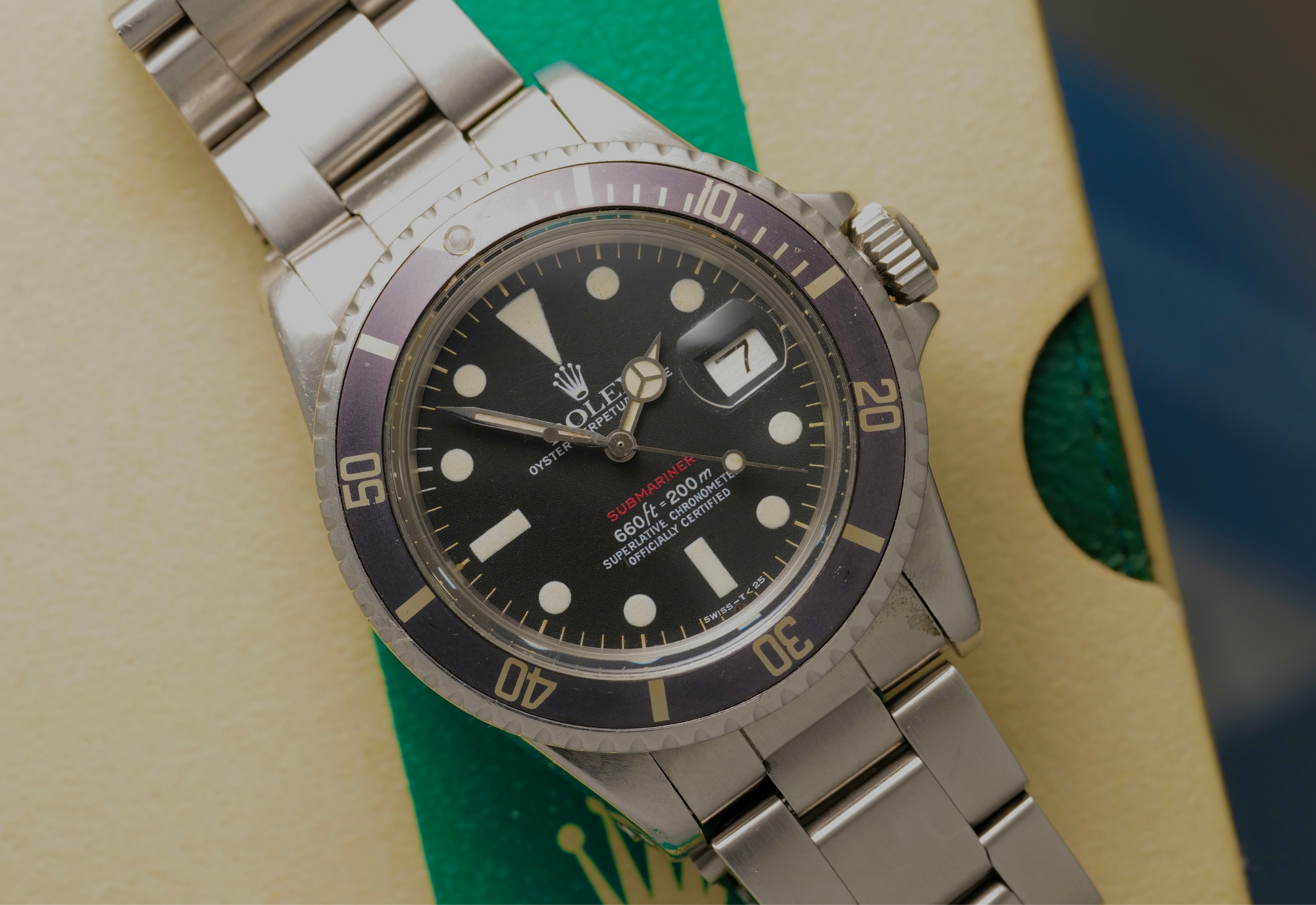Cream single "RED" Submariner