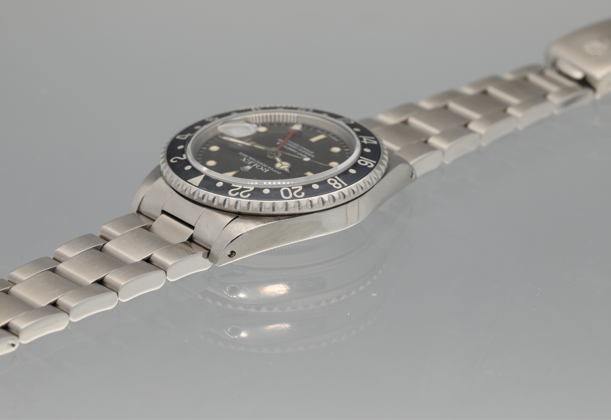 1991 16710 Faded bezel and tropical dial