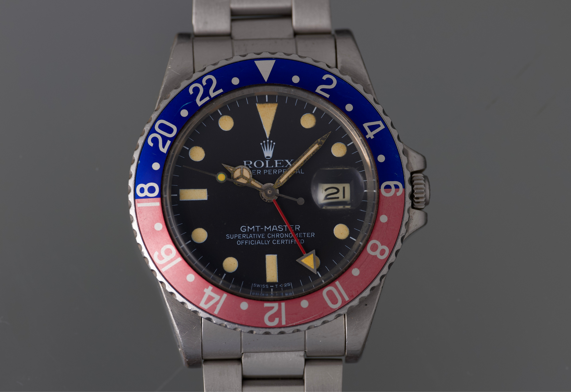 1982 16750 Matte Dial with vivid insert and nice patina