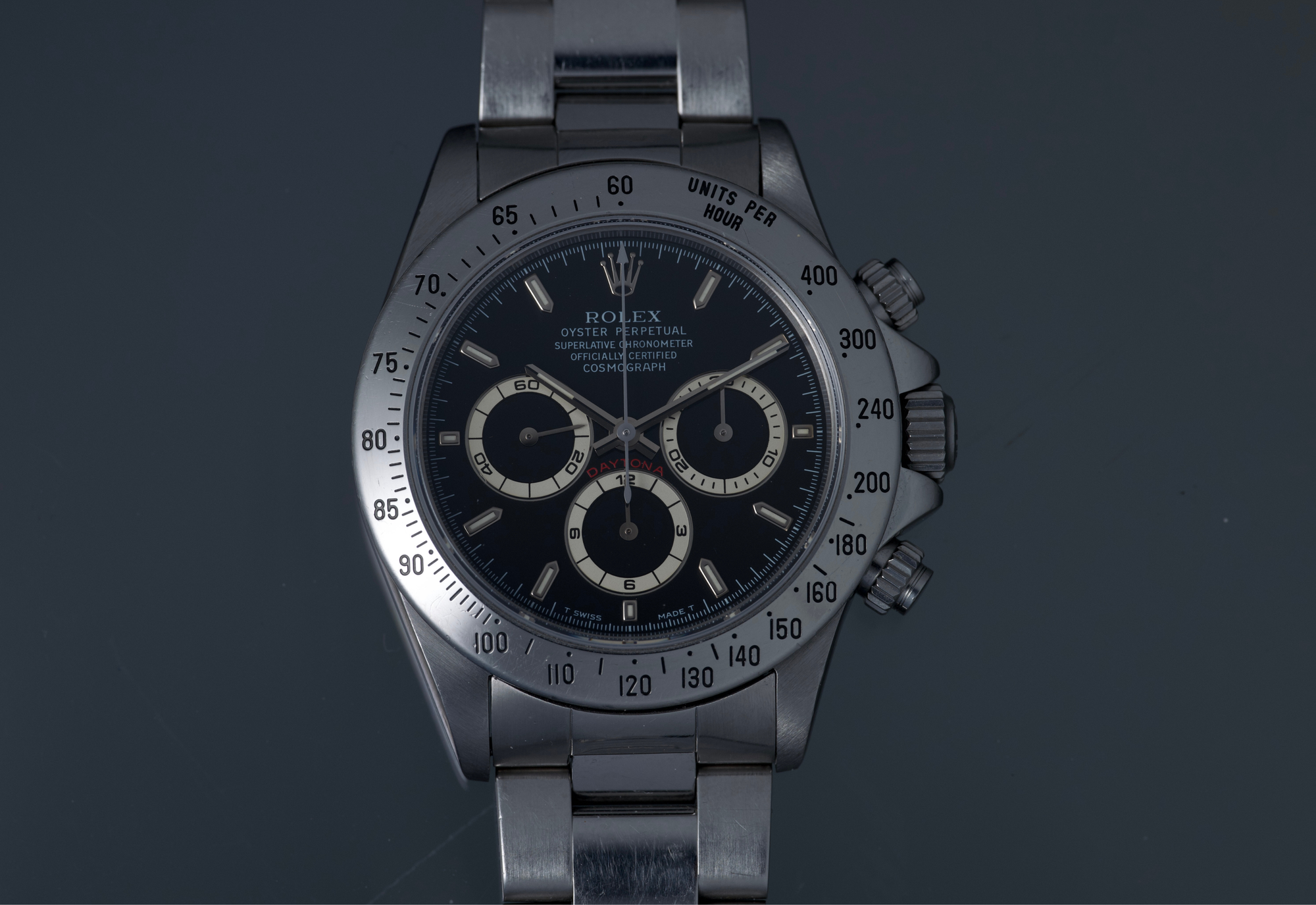 16520 straight 6 with cream subdials from 1998