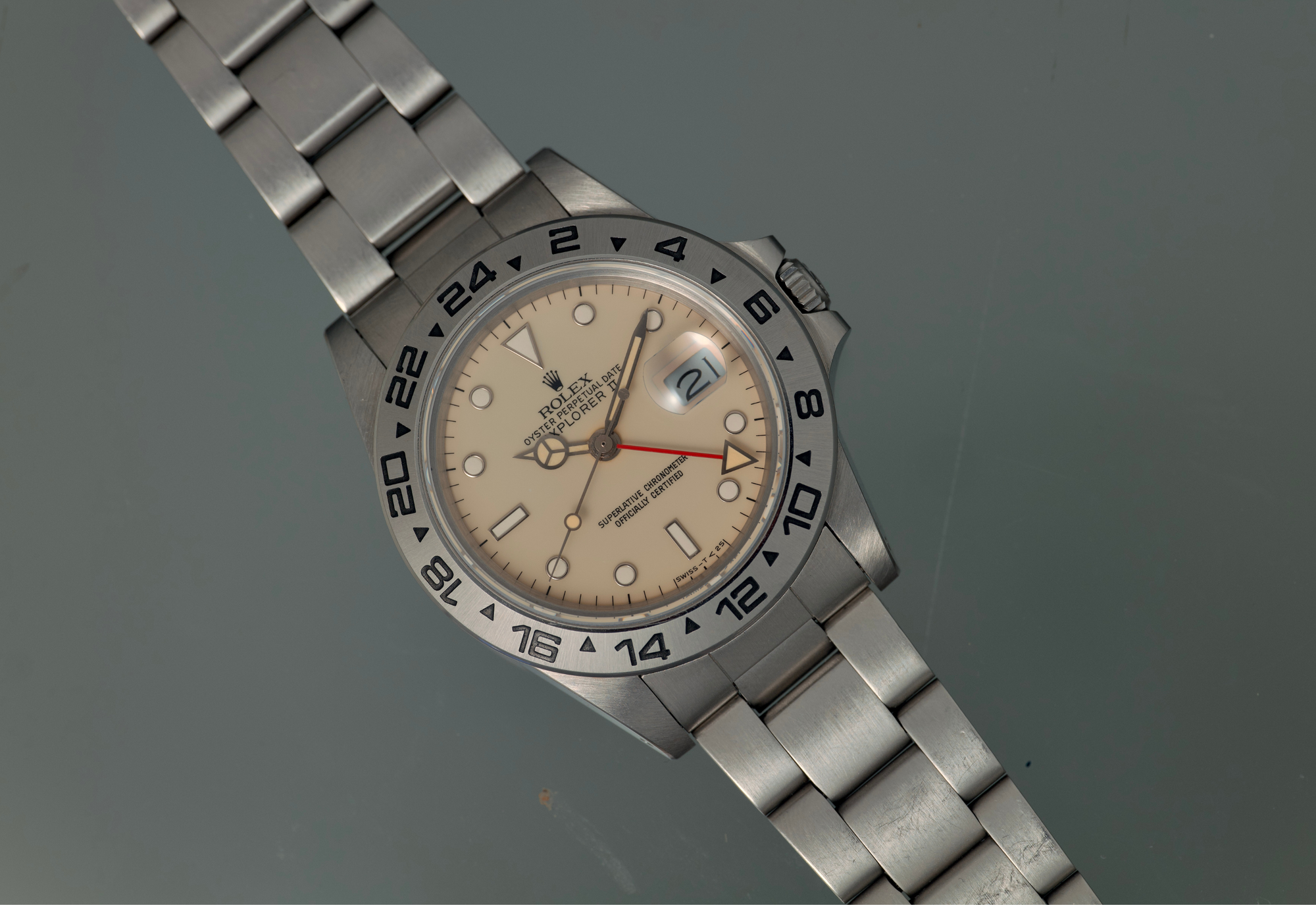 Explorer 16550 Cream Rail Dial With Box and Papers - 1985