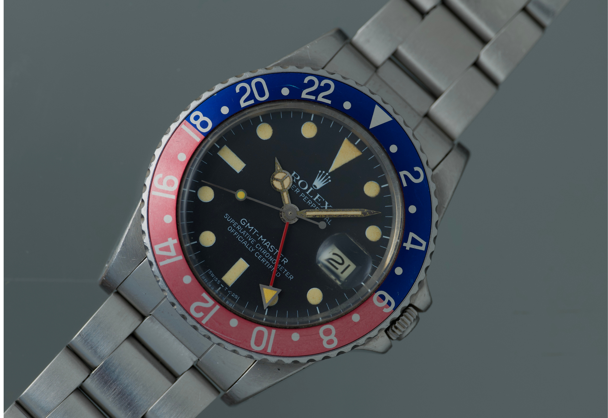1982 16750 Matte Dial with vivid insert and nice patina