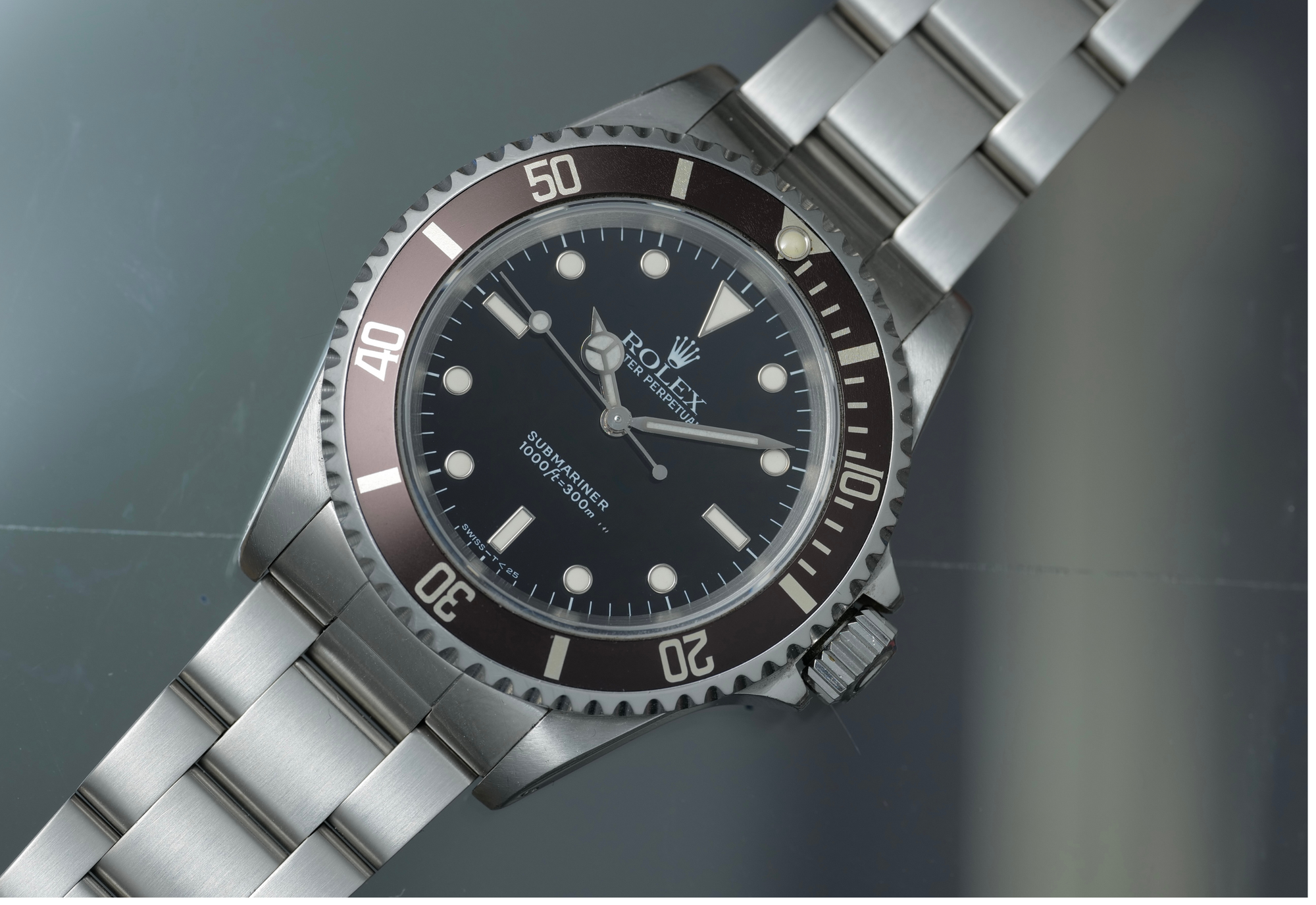 14060 Sharp looking non date sub brown bezel
