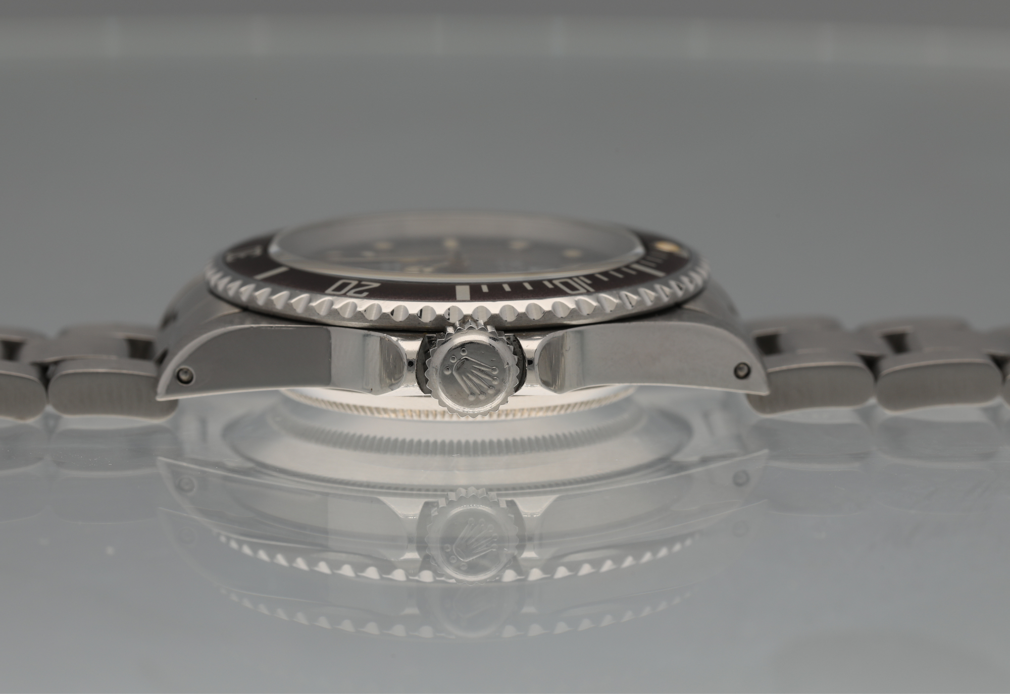 14060 Heavy Cream Patina / Brown Bezel