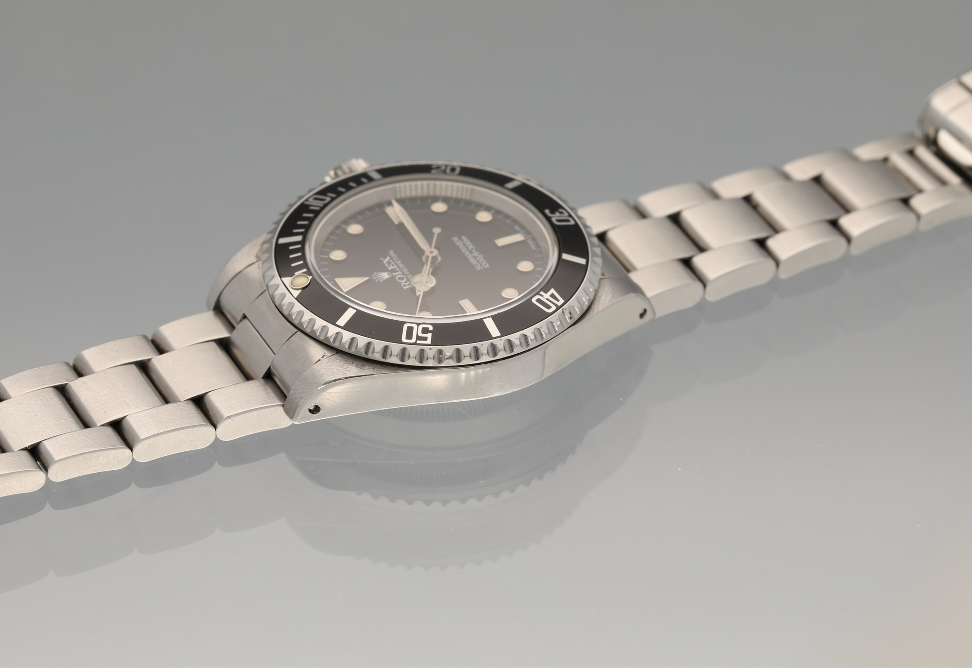 14060 Diving with a Textured flair