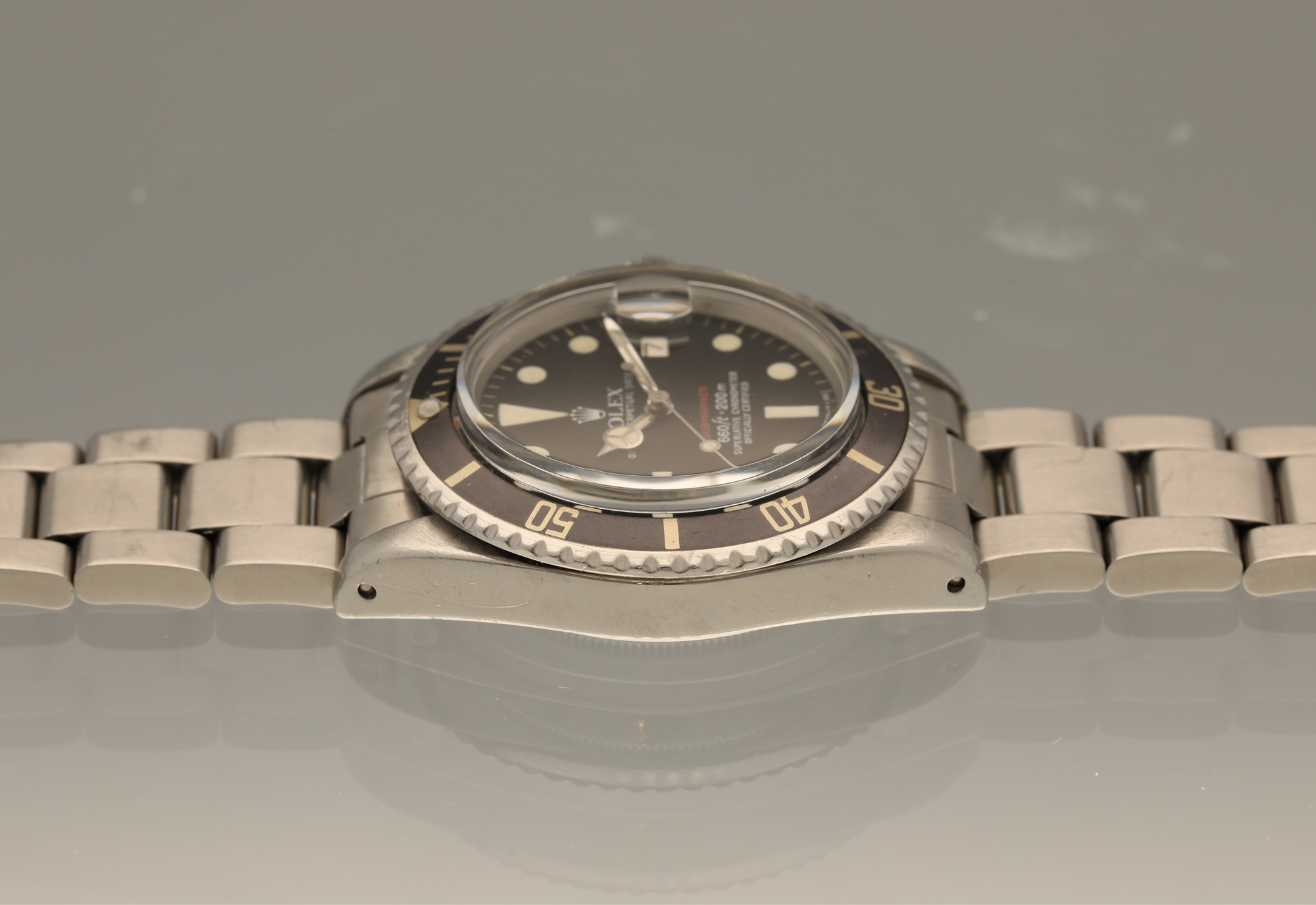 Cream single "RED" Submariner