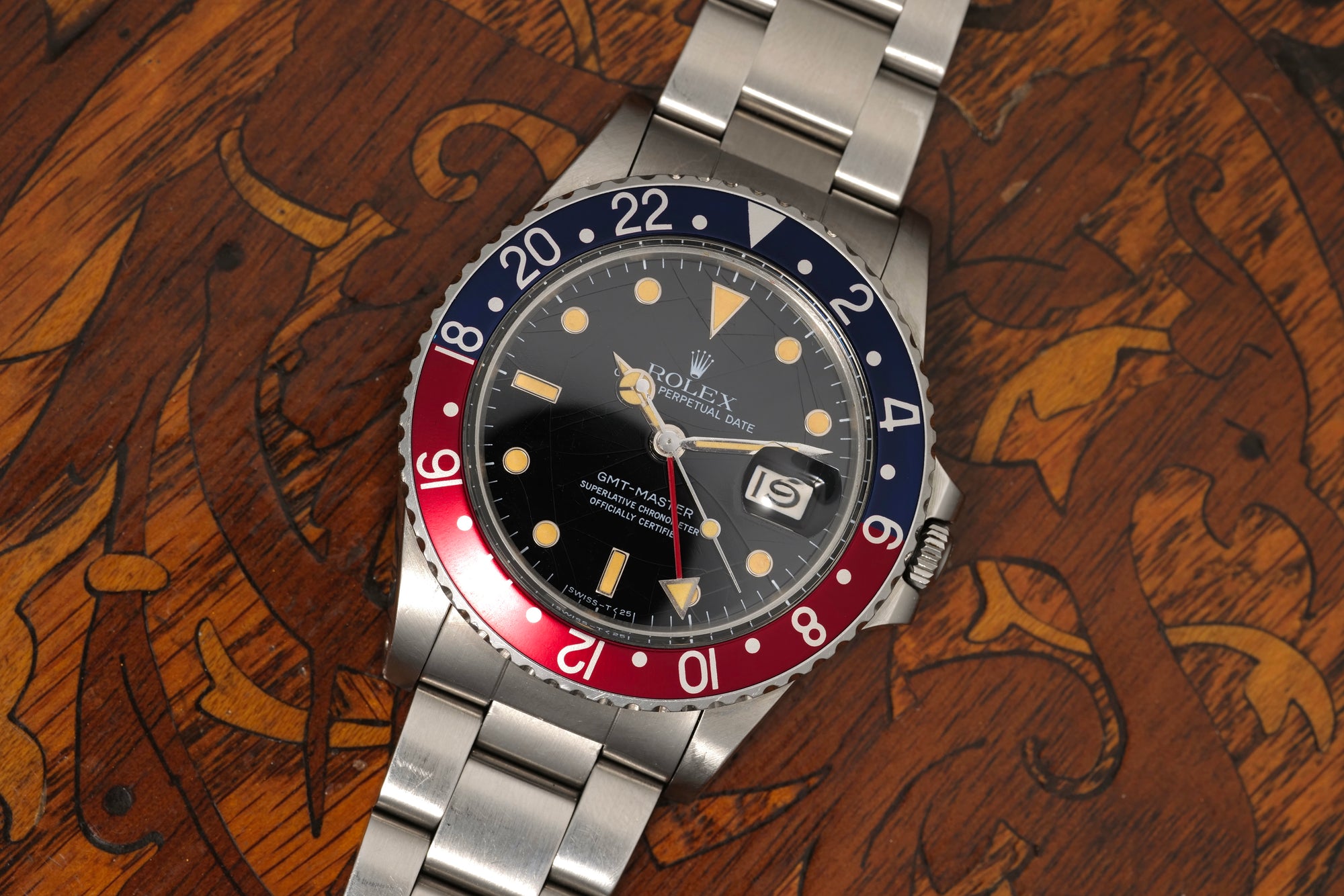 Orange Spider 16750 transitional GMT