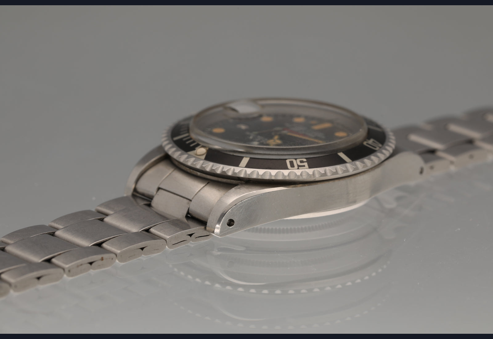 Deep Orange Patina Red sub from 1971 - Unpolished