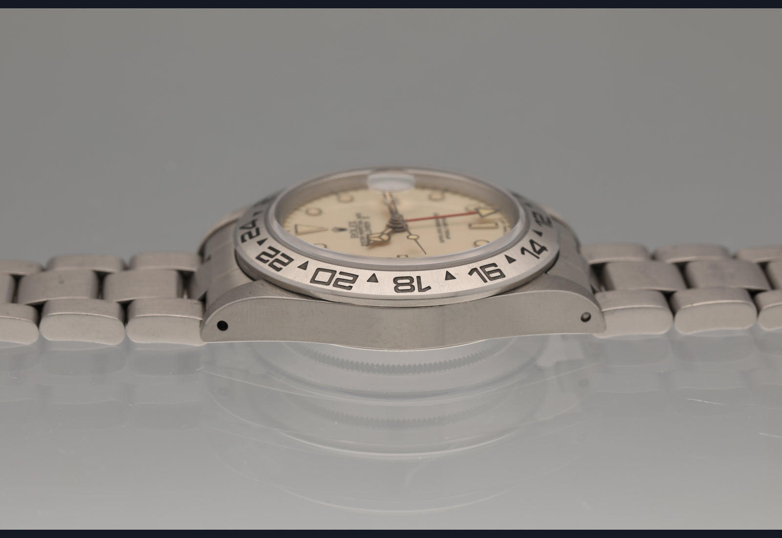 Explorer 16550 Cream Rail Dial With Box and Papers - 1985