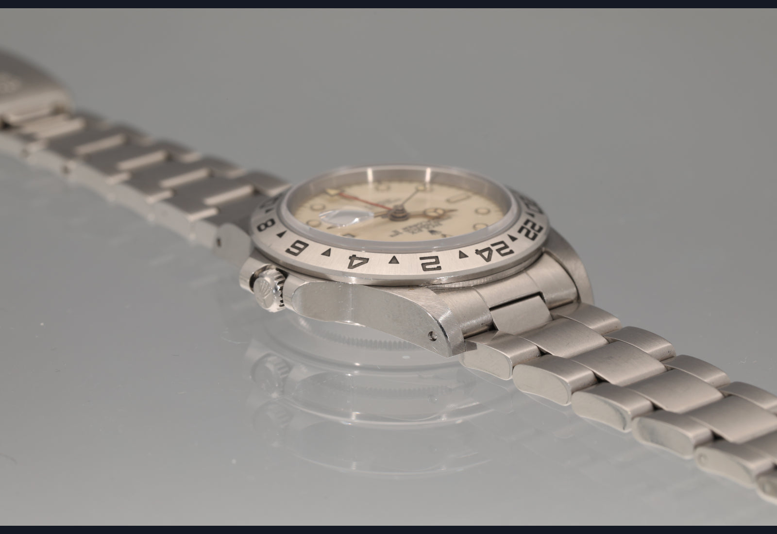 Explorer 16550 Cream Rail Dial With Box and Papers - 1985