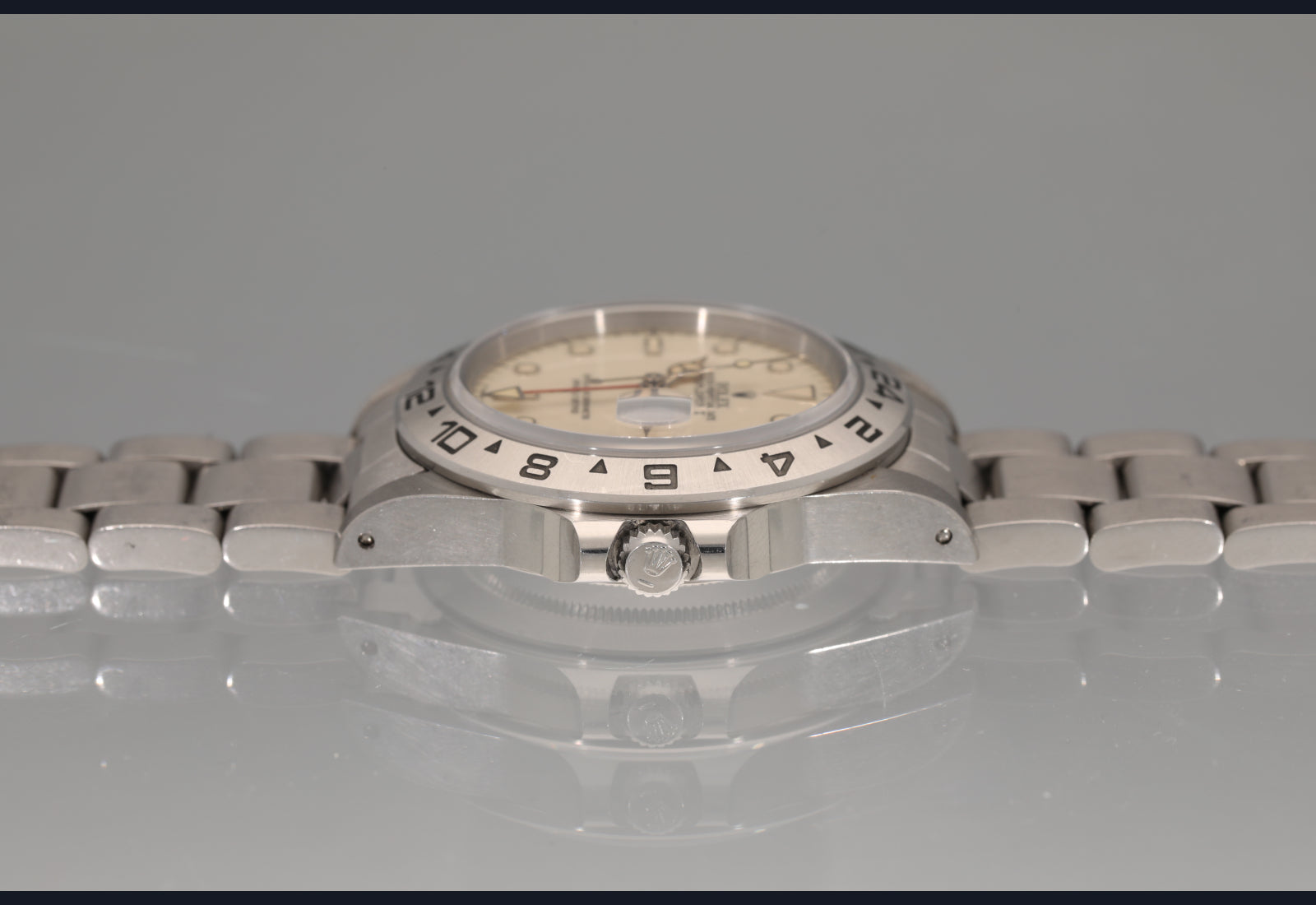Explorer 16550 Cream Rail Dial With Box and Papers - 1985