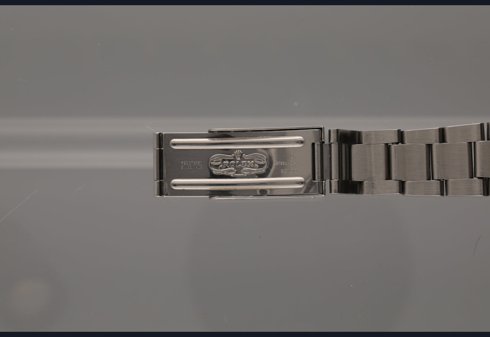 Explorer 16550 Cream Rail Dial With Box and Papers - 1985