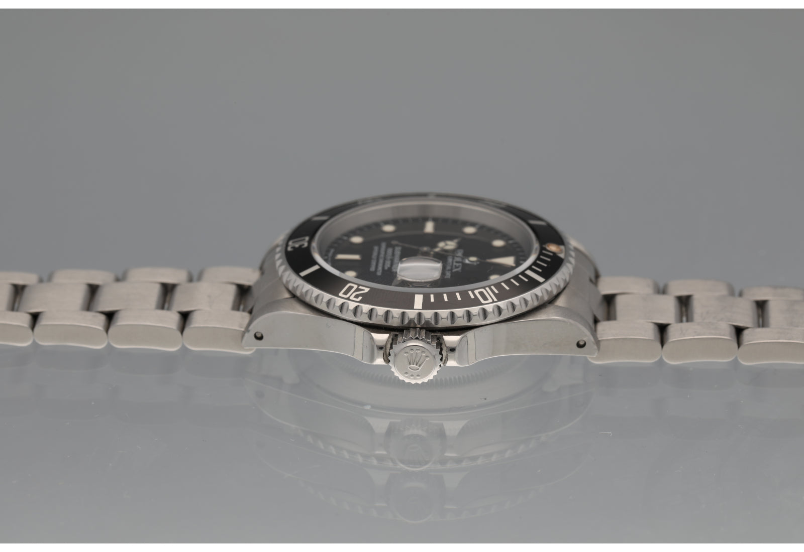 1988 16610 Amazing Shape Box & Papers.