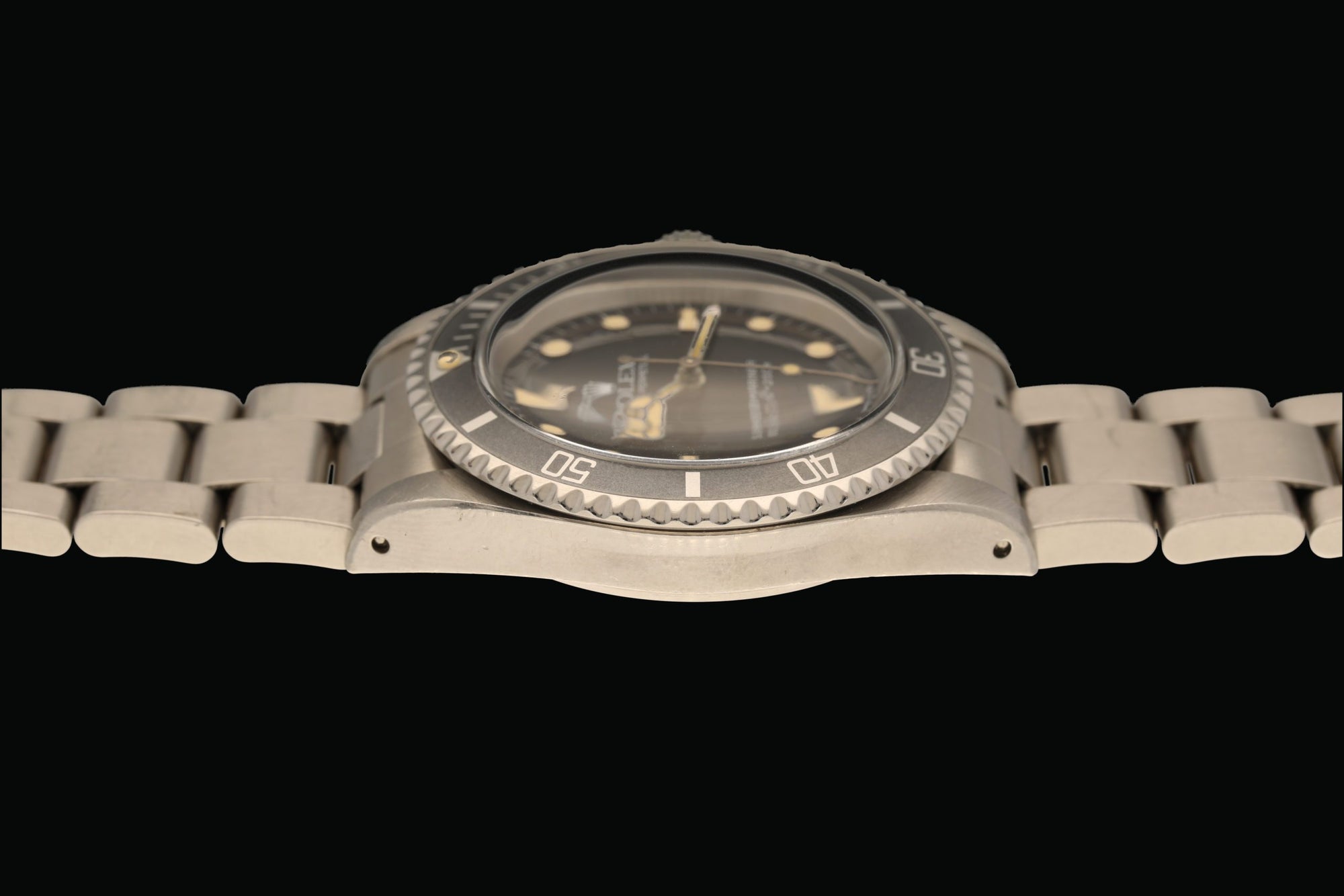 33F39CCC-8E29-4023-A871-CD357F2A1671