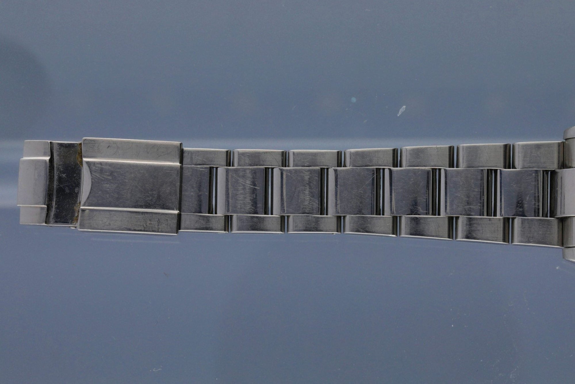 71889ED0-ADCE-4FF1-B890-6F542A7E5660