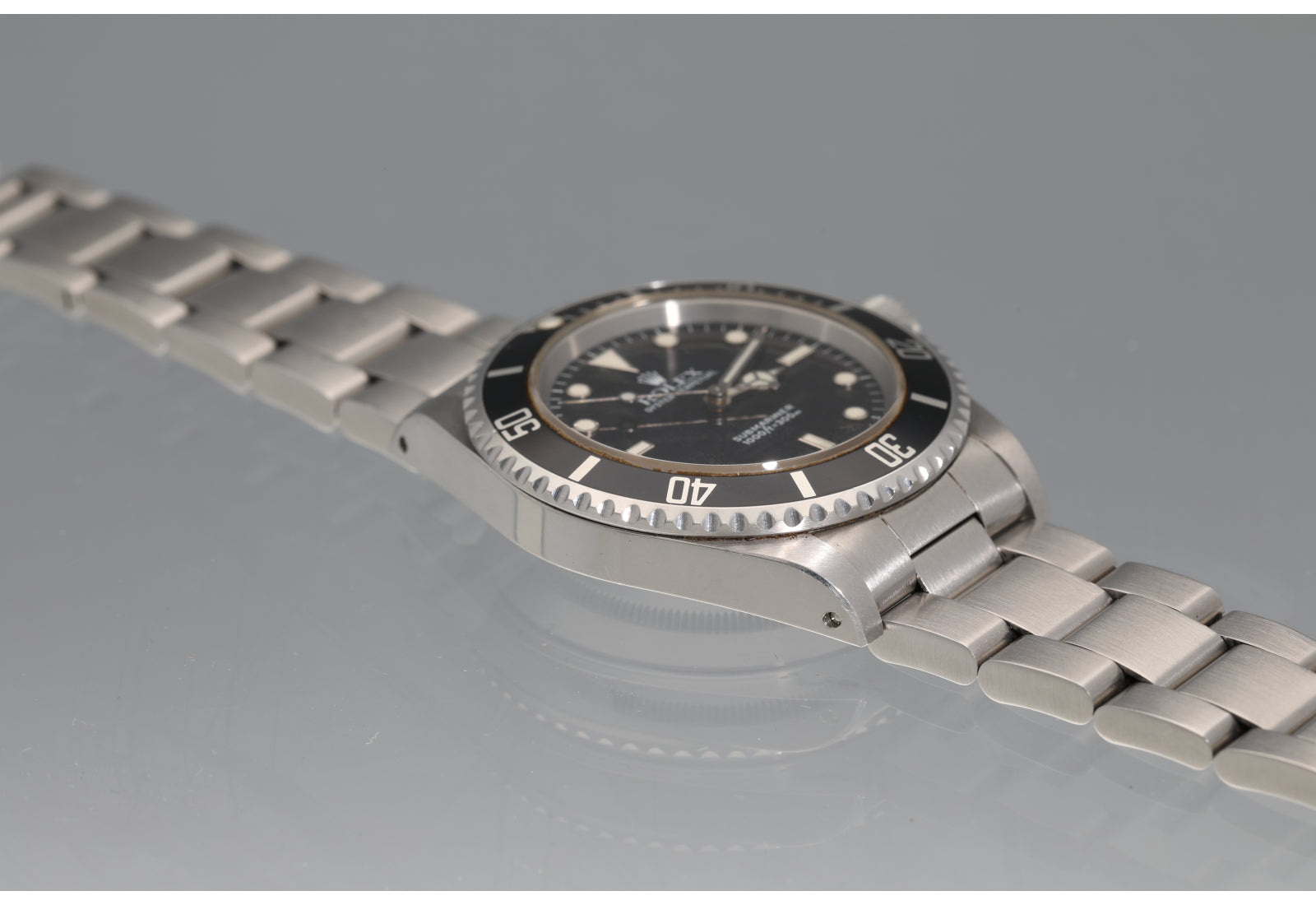 Rolex Submariner  14060 Heavy Cream Patina / Sharp Case