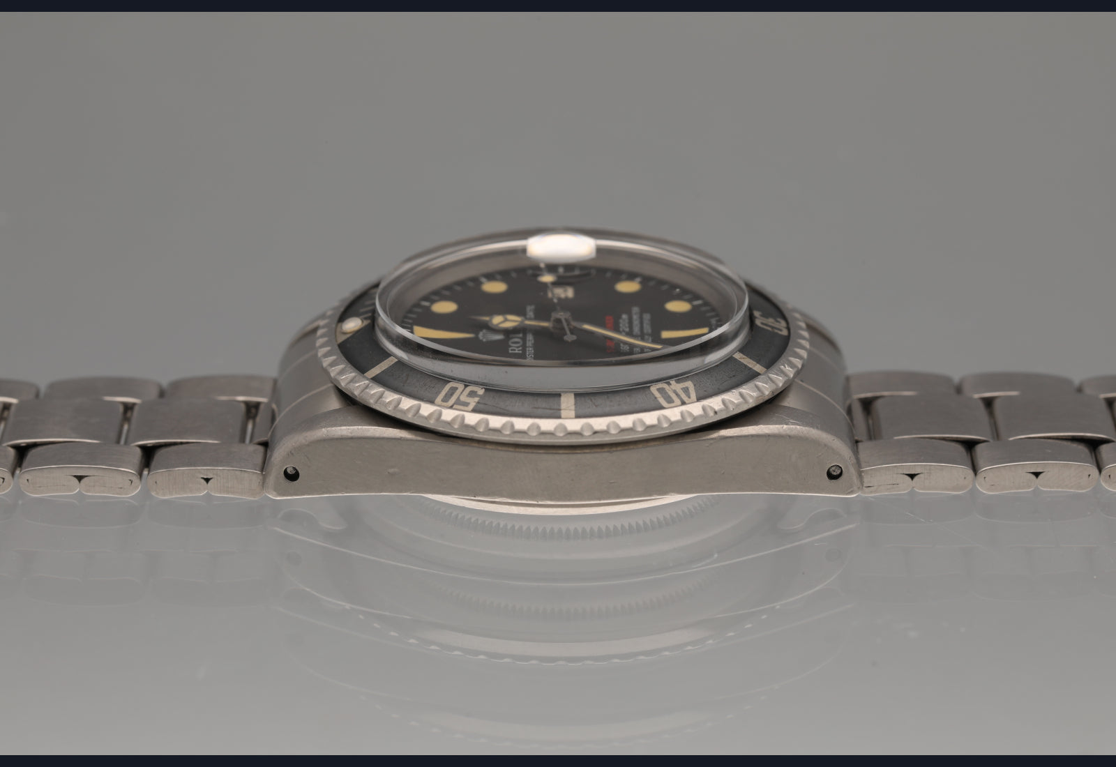 Super original RED SUB 1973 Amazing all around example