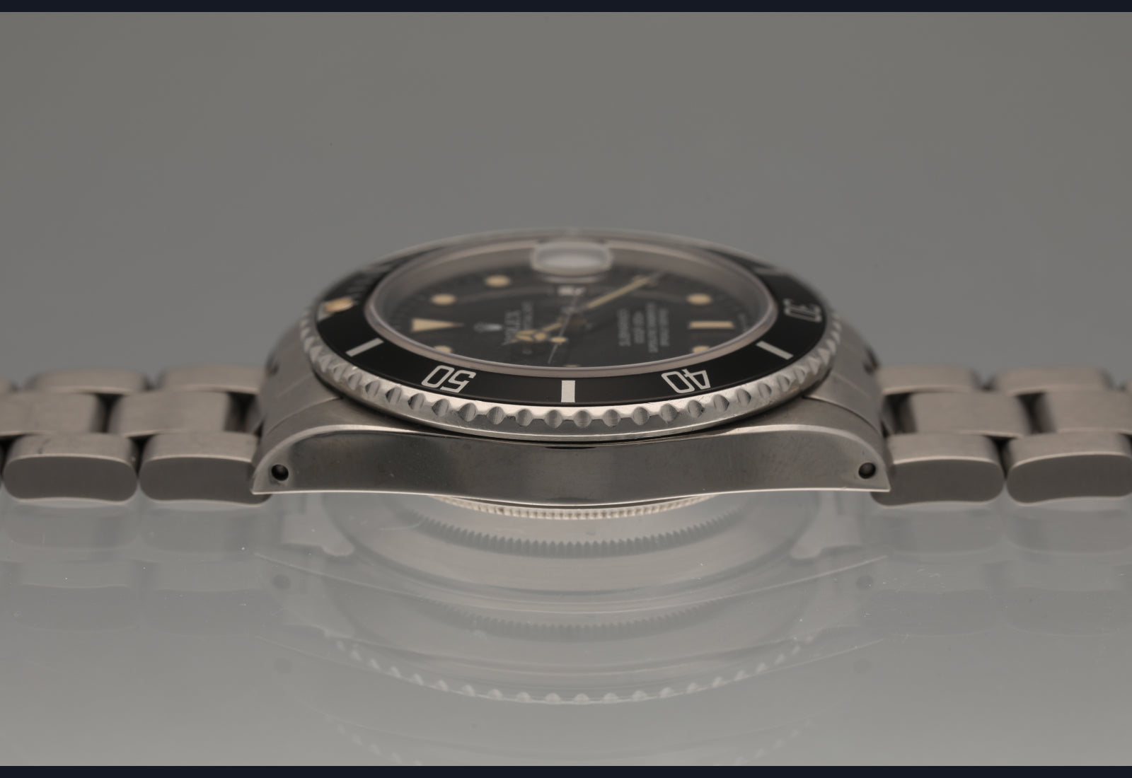 16800 from 1984 slight tropical patina / sharp case