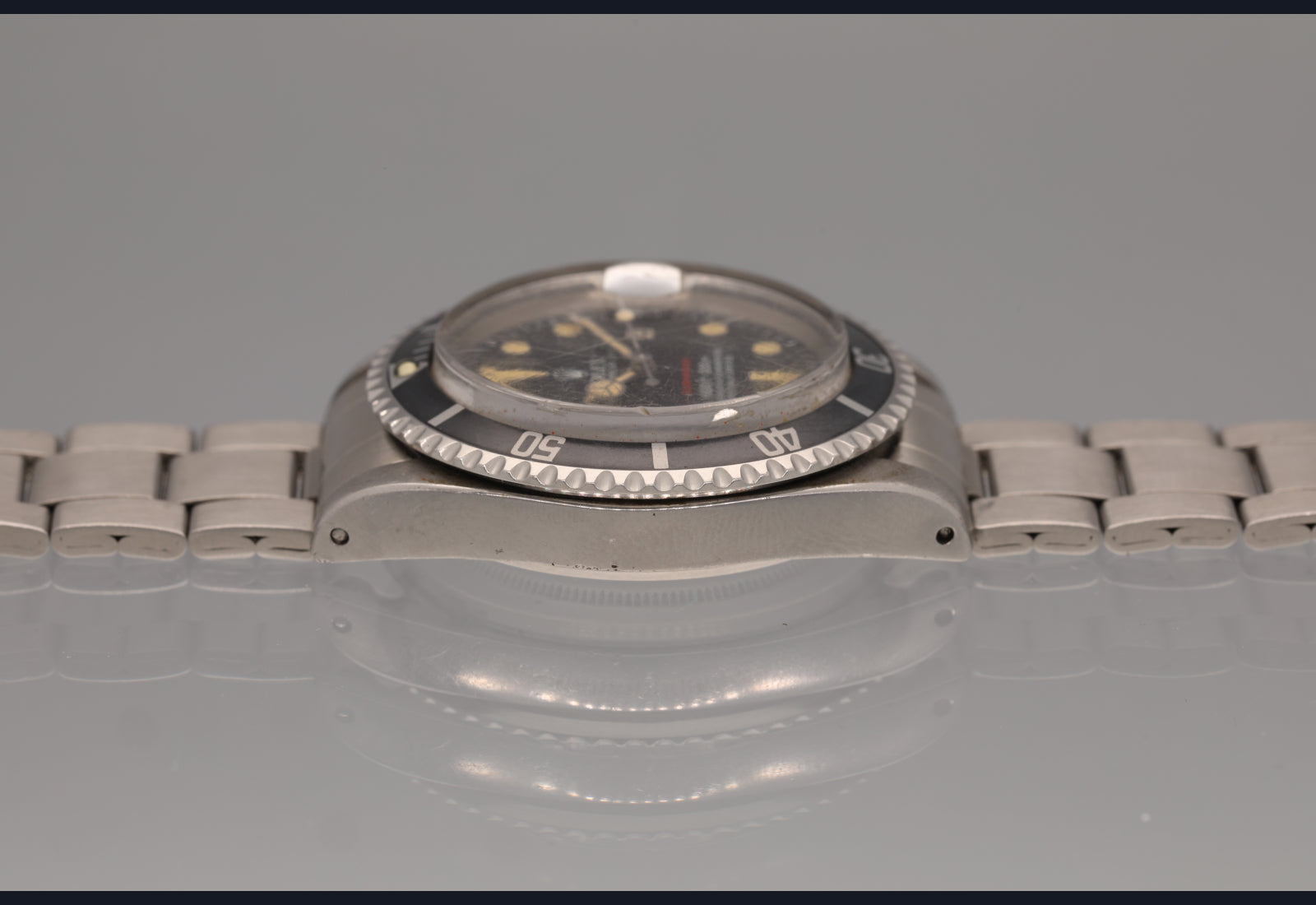 Super Complete and fantastic Red Sub