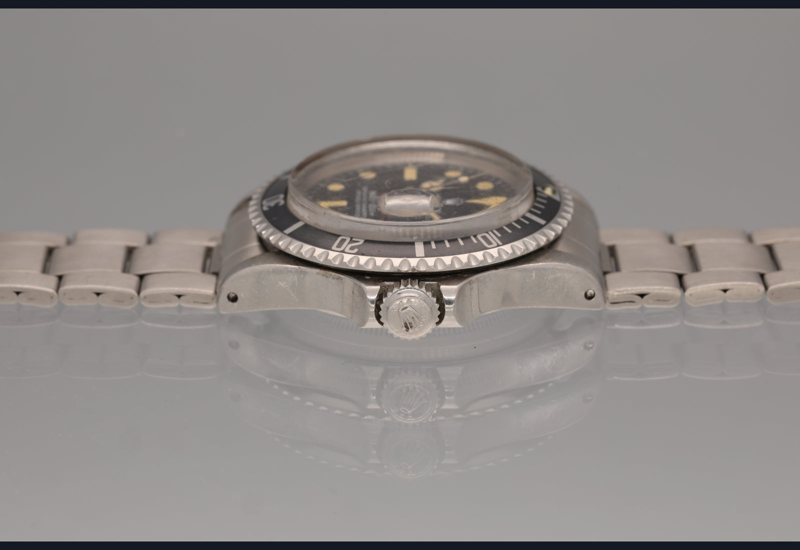 Super Complete and fantastic Red Sub