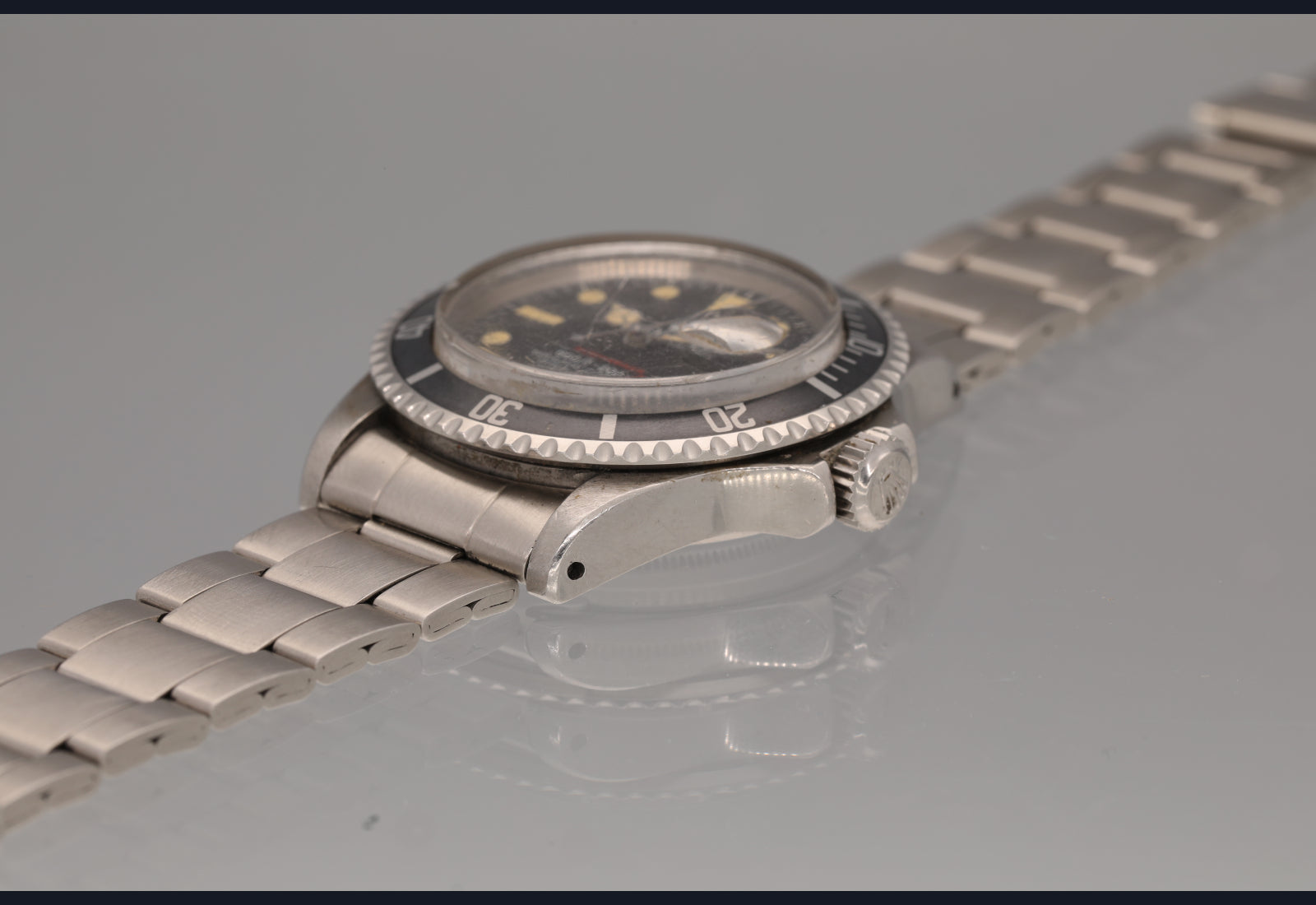 Super Complete and fantastic Red Sub