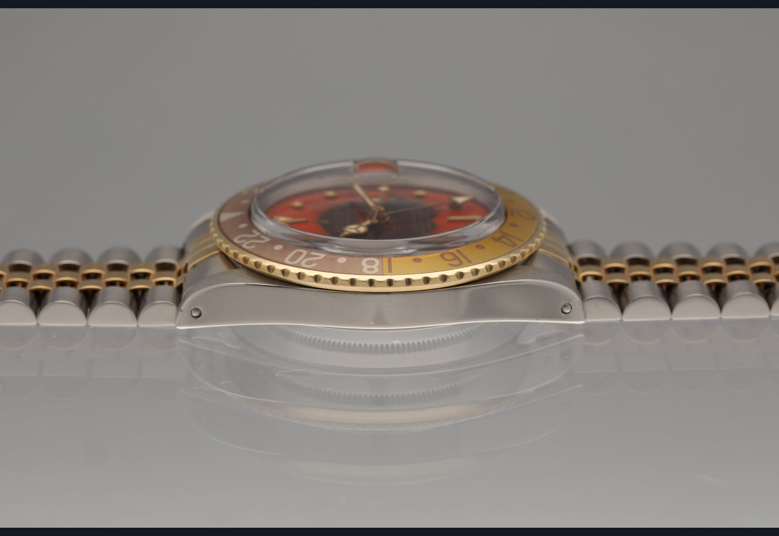 not to be missed - THE tropical-EST ROOTBEER 1979