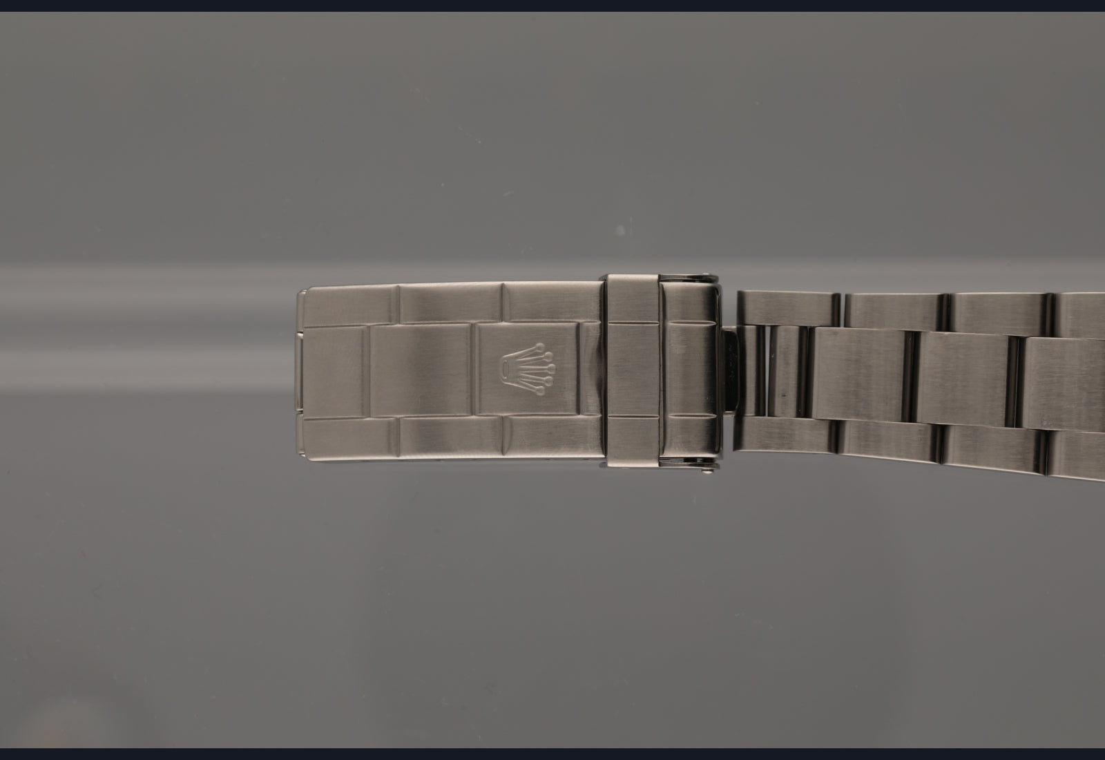 Snow White Transitional 16800 Submariner with a Tropical Blue insert