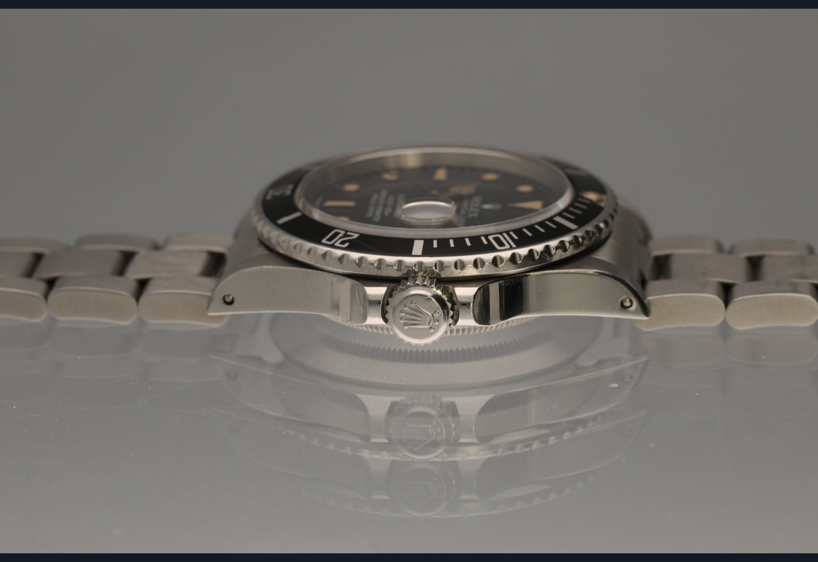 Utterly Vintage 80s Submariner 168000 with a tropical kick and super patina