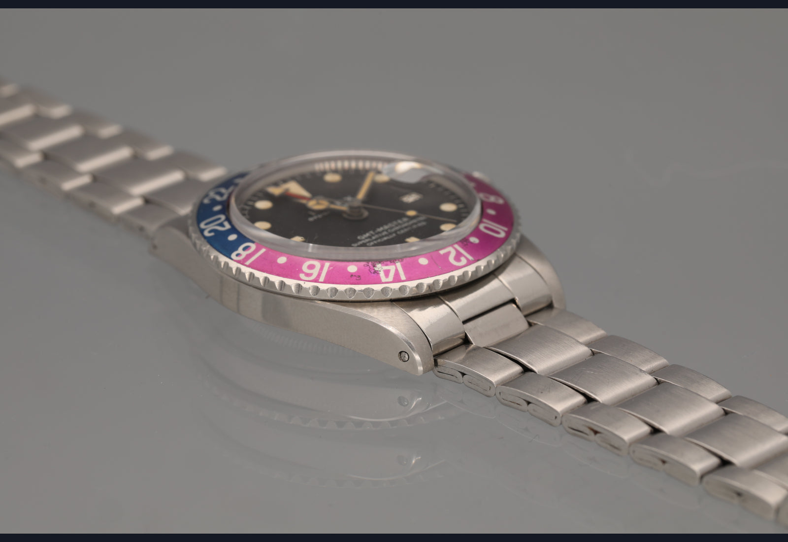 1972 1675 MK1 Fuchsia GMT