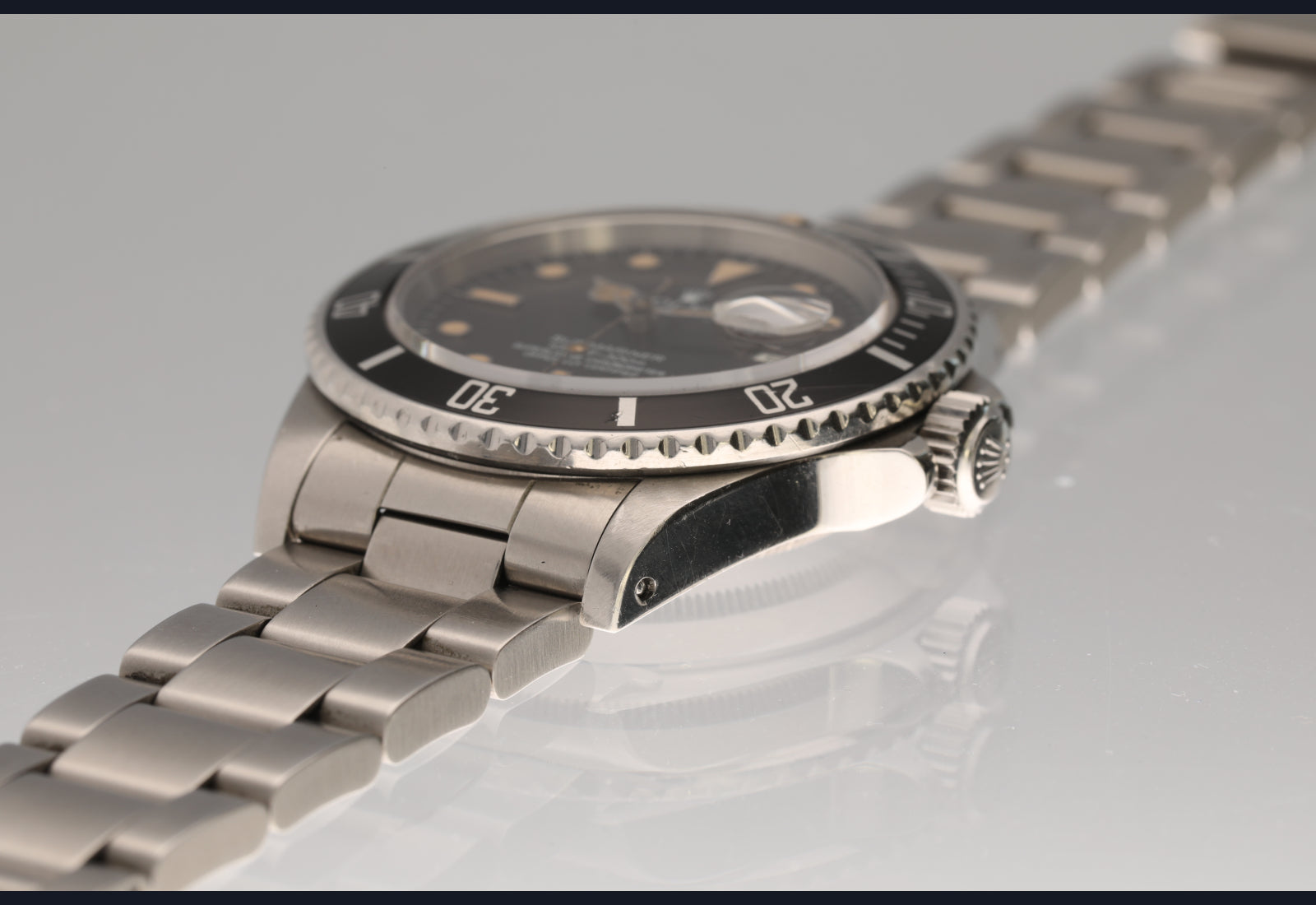 Utterly Vintage 80s Submariner 168000 with a tropical kick and super patina