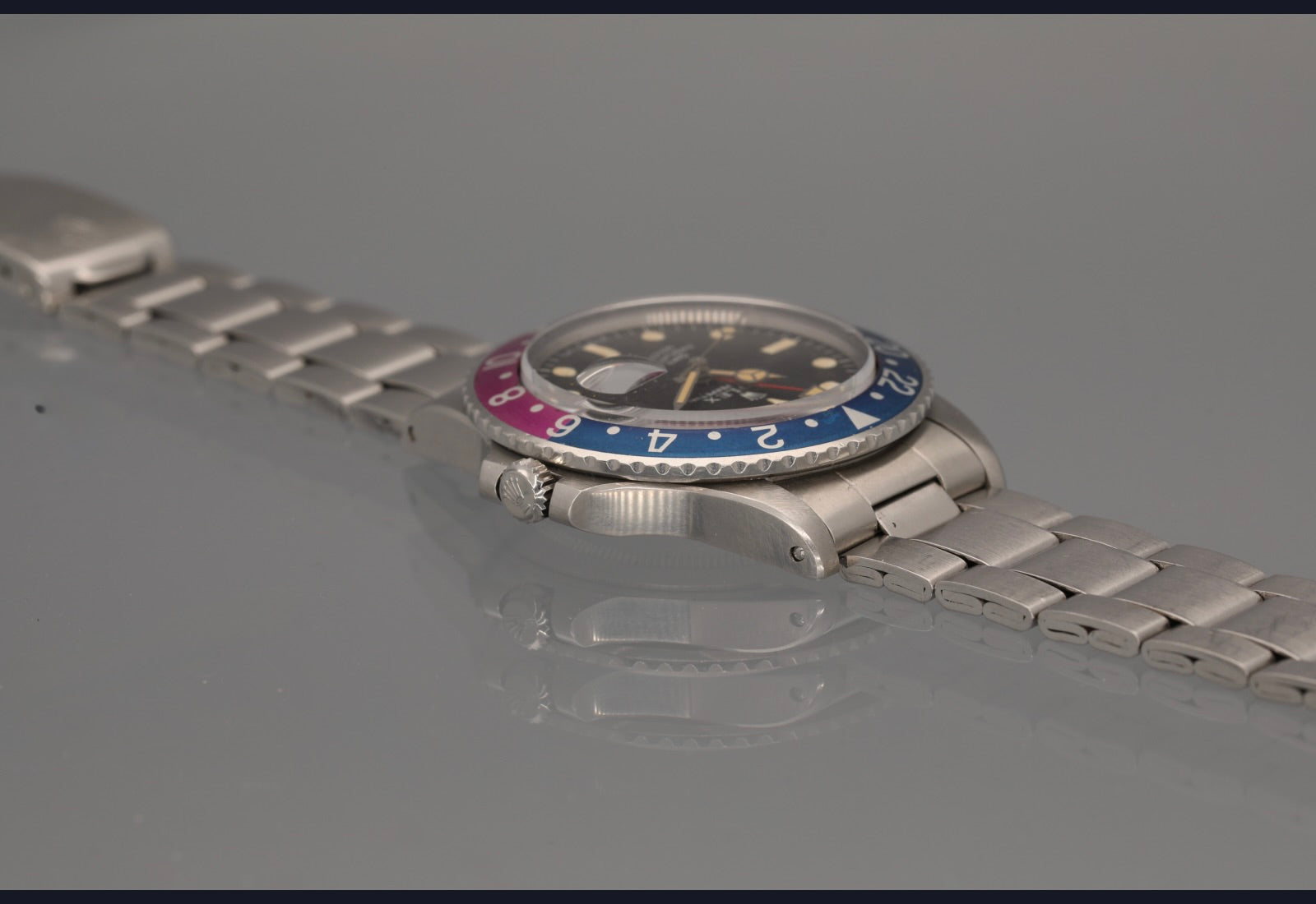 1972 1675 MK1 Fuchsia GMT