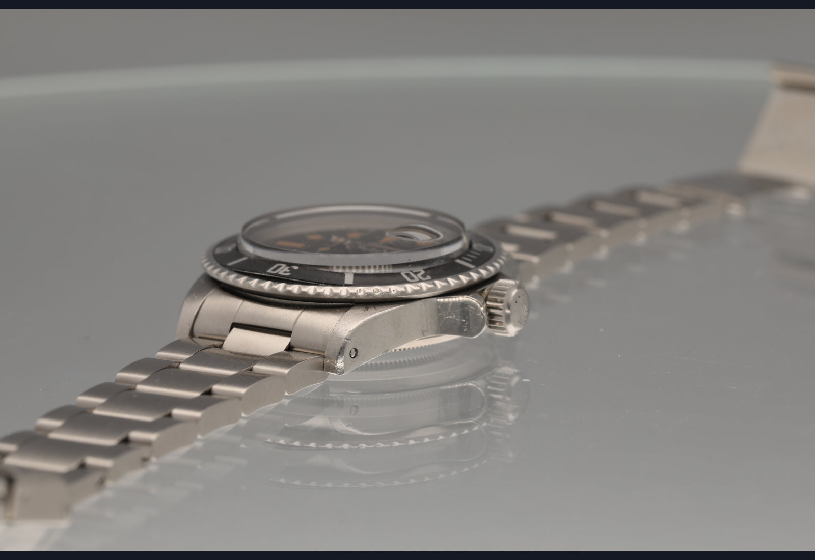 1675 MK2 from 1973 with a stunning insert and crisp case