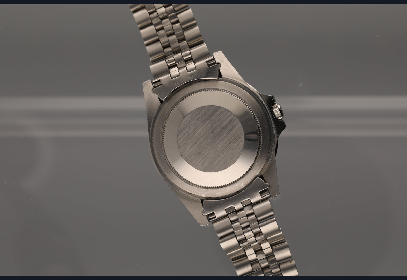 1675 MK2 from 1973 with a stunning insert and crisp case