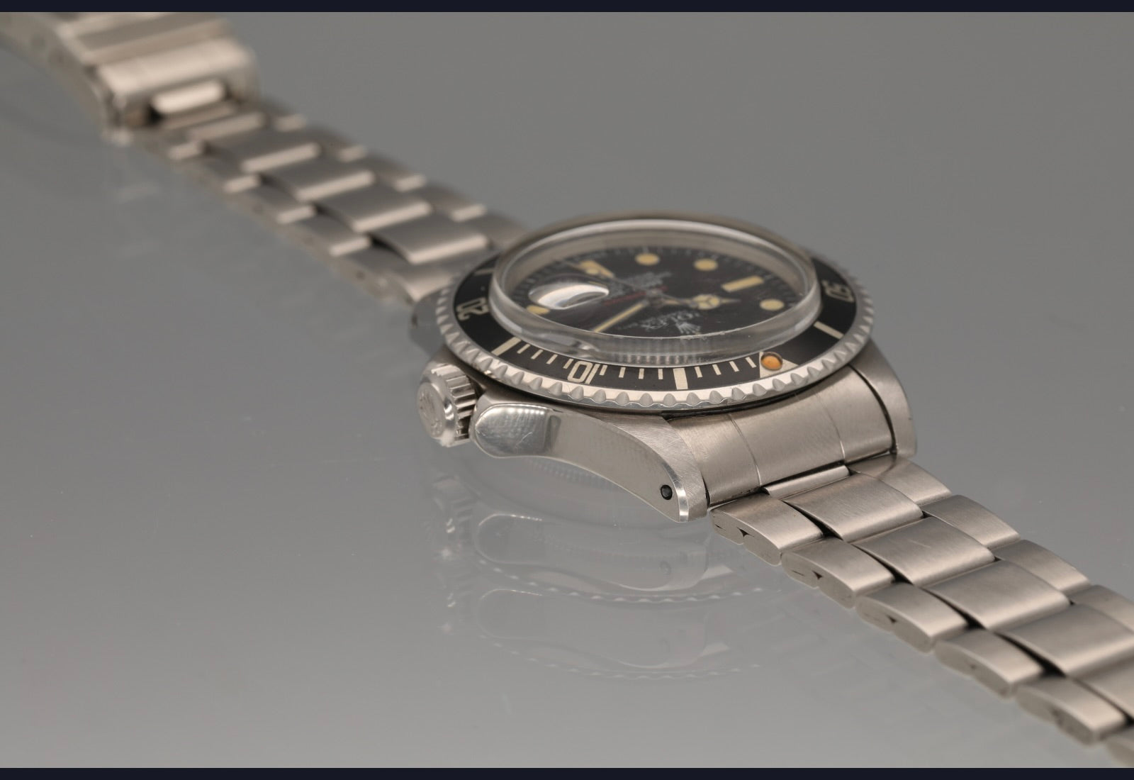 1974 Red Sub MK6 Vivid Patina /. Sharp case