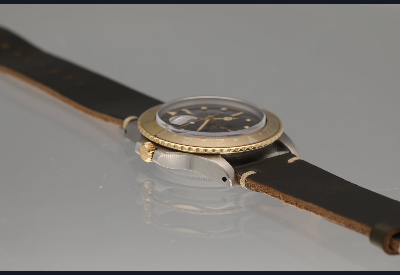 A Uniquely Grey ROOT BEER 1972