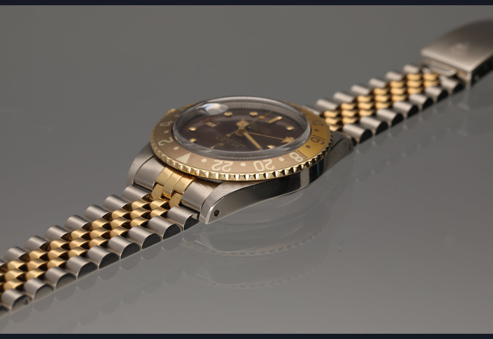 79 Tropical Root Beer GMT Master 16753 sharp case