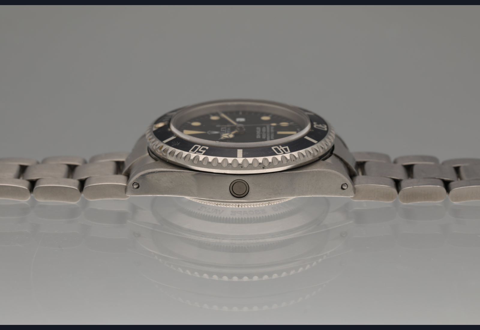 1982 Triple Six Matte DIAL