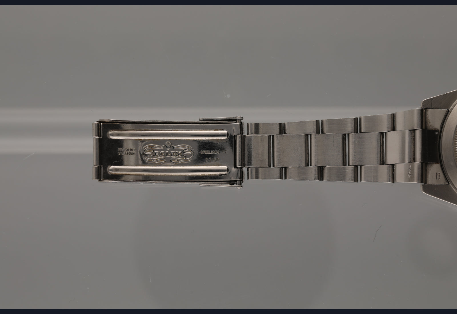 1982 Triple Six Matte DIAL