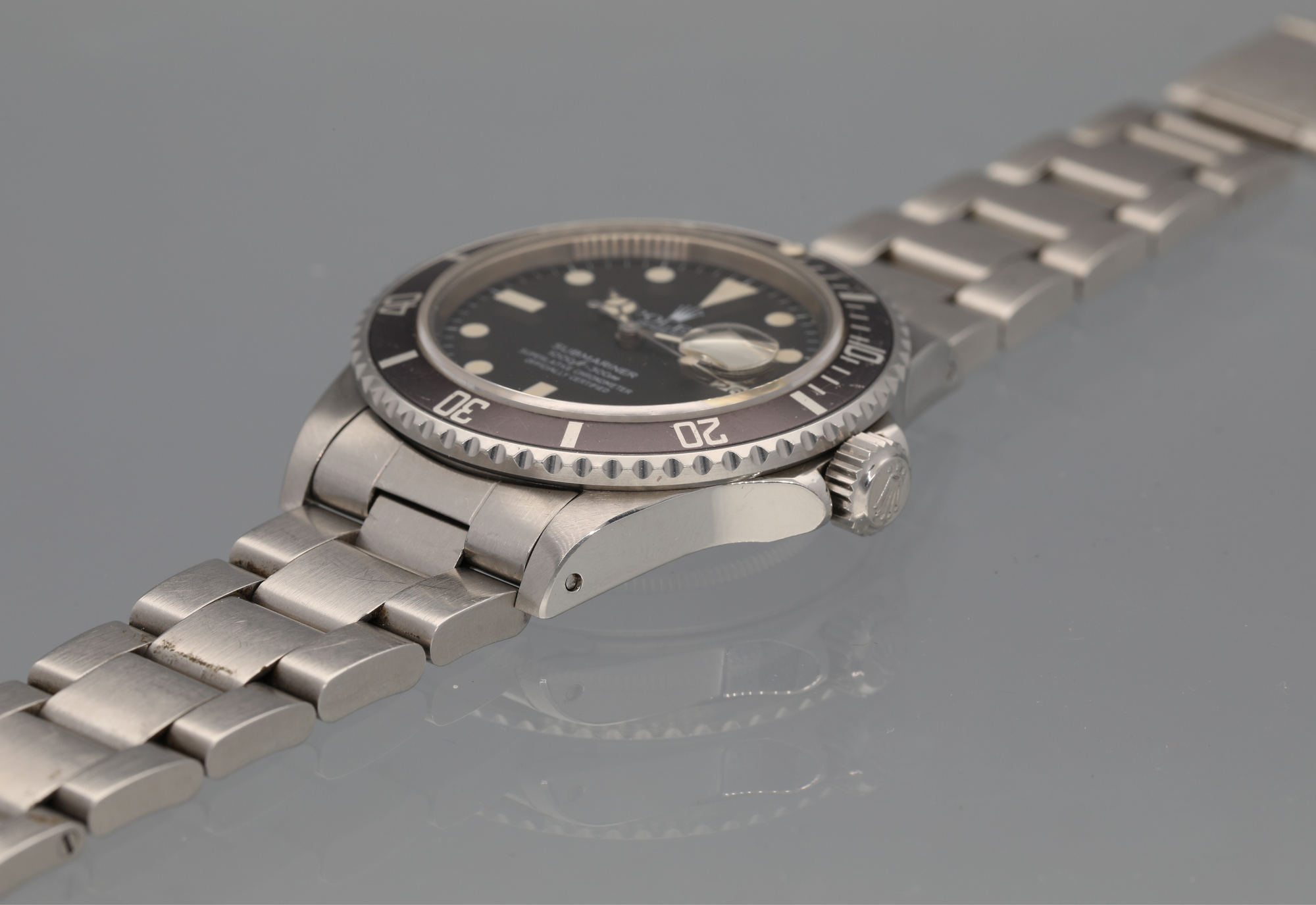 16800 Sub cream lume lavender bezel