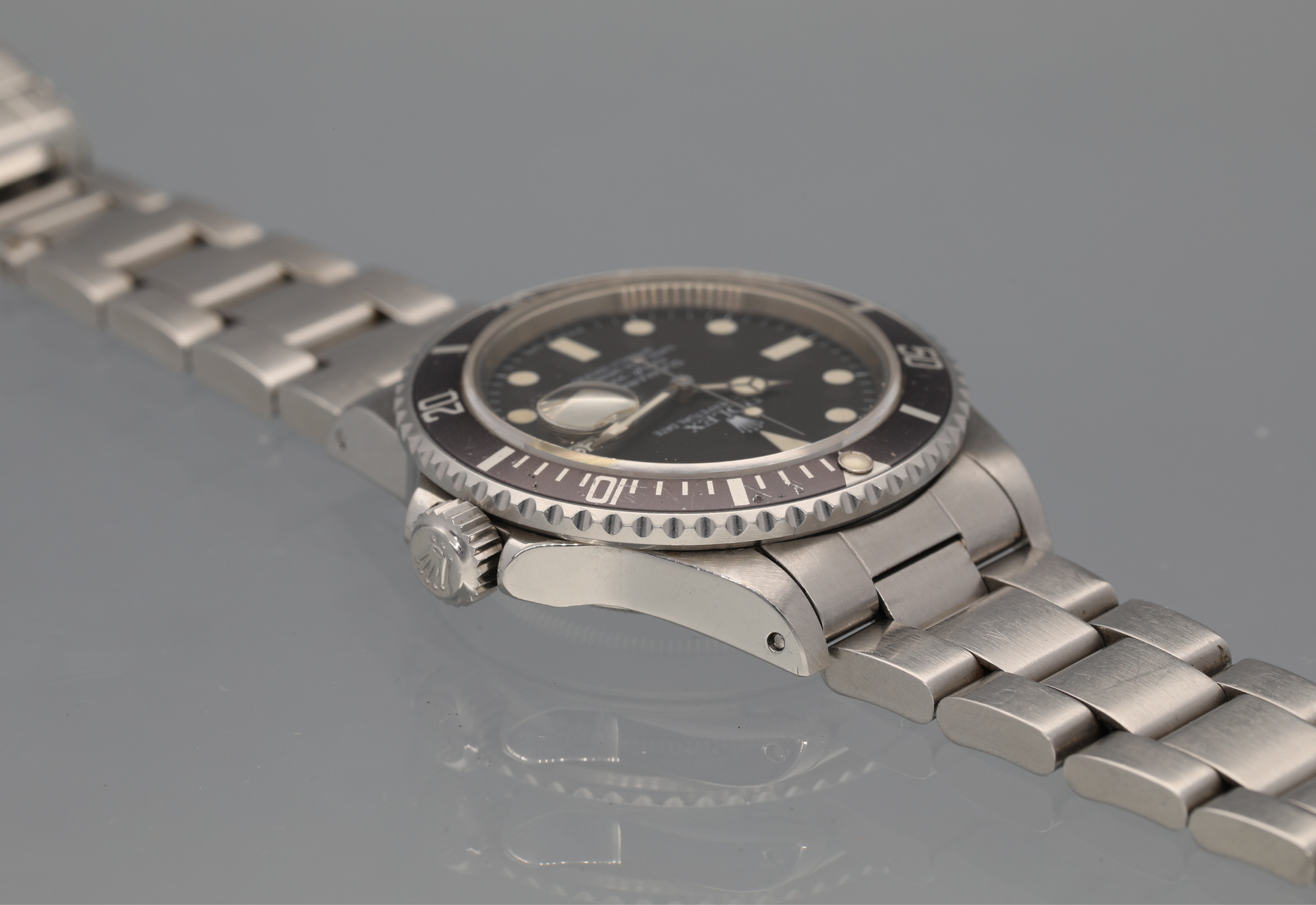 16800 Sub cream lume lavender bezel