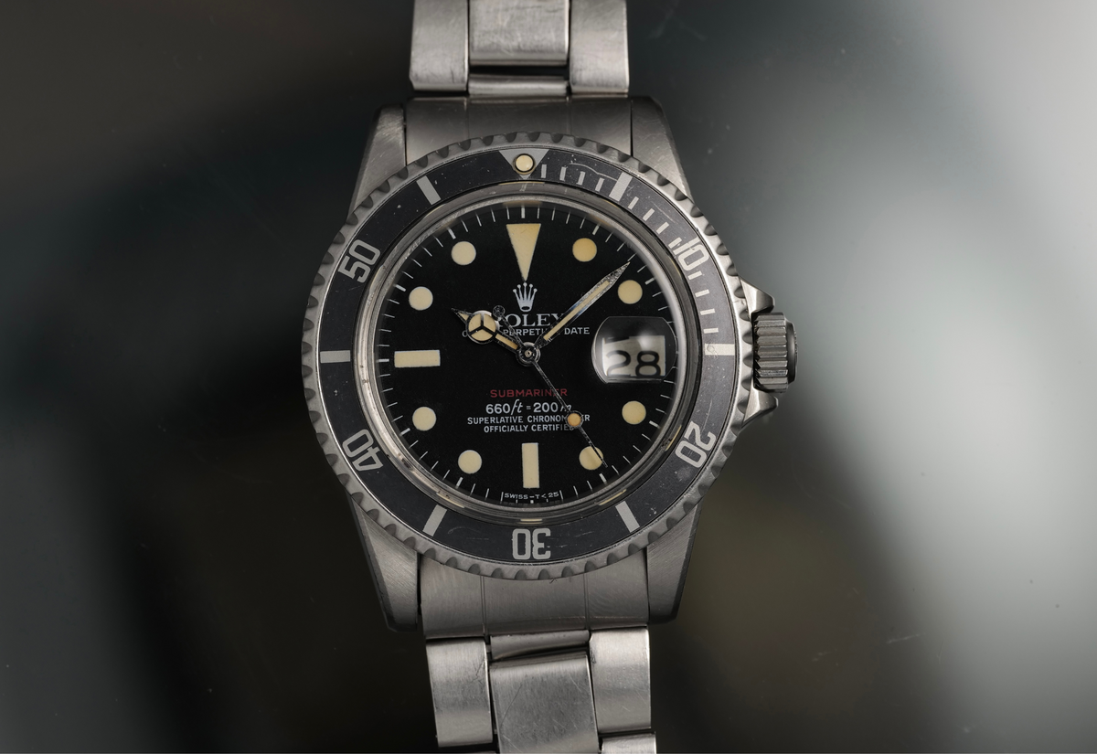 1680 Single red sub super sharp Case and dark cream dial
