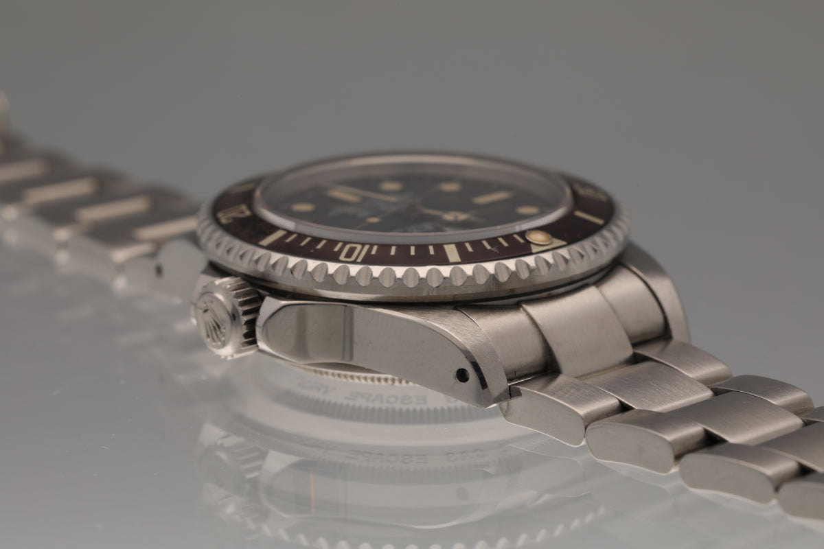 Matte Dial 16660 from the 80s with box and papers - superb !