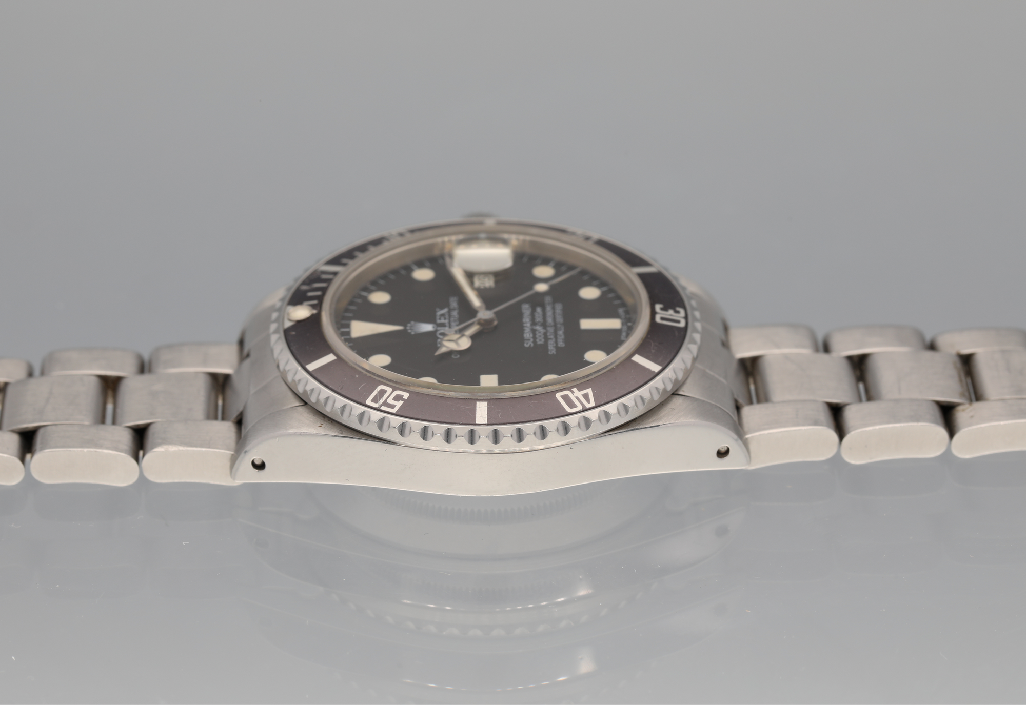 16800 Sub cream lume lavender bezel