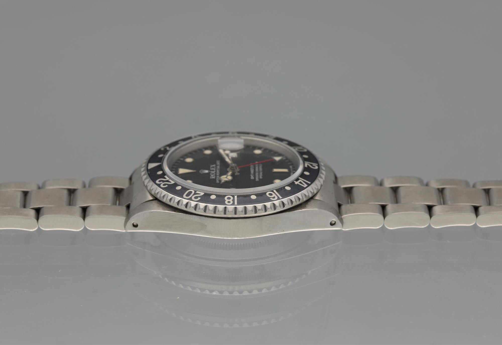 1991 16710 Faded bezel and tropical dial