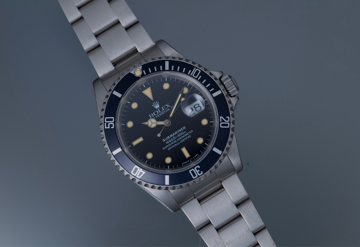 1990 16610 Submariner Date - Stunning full set