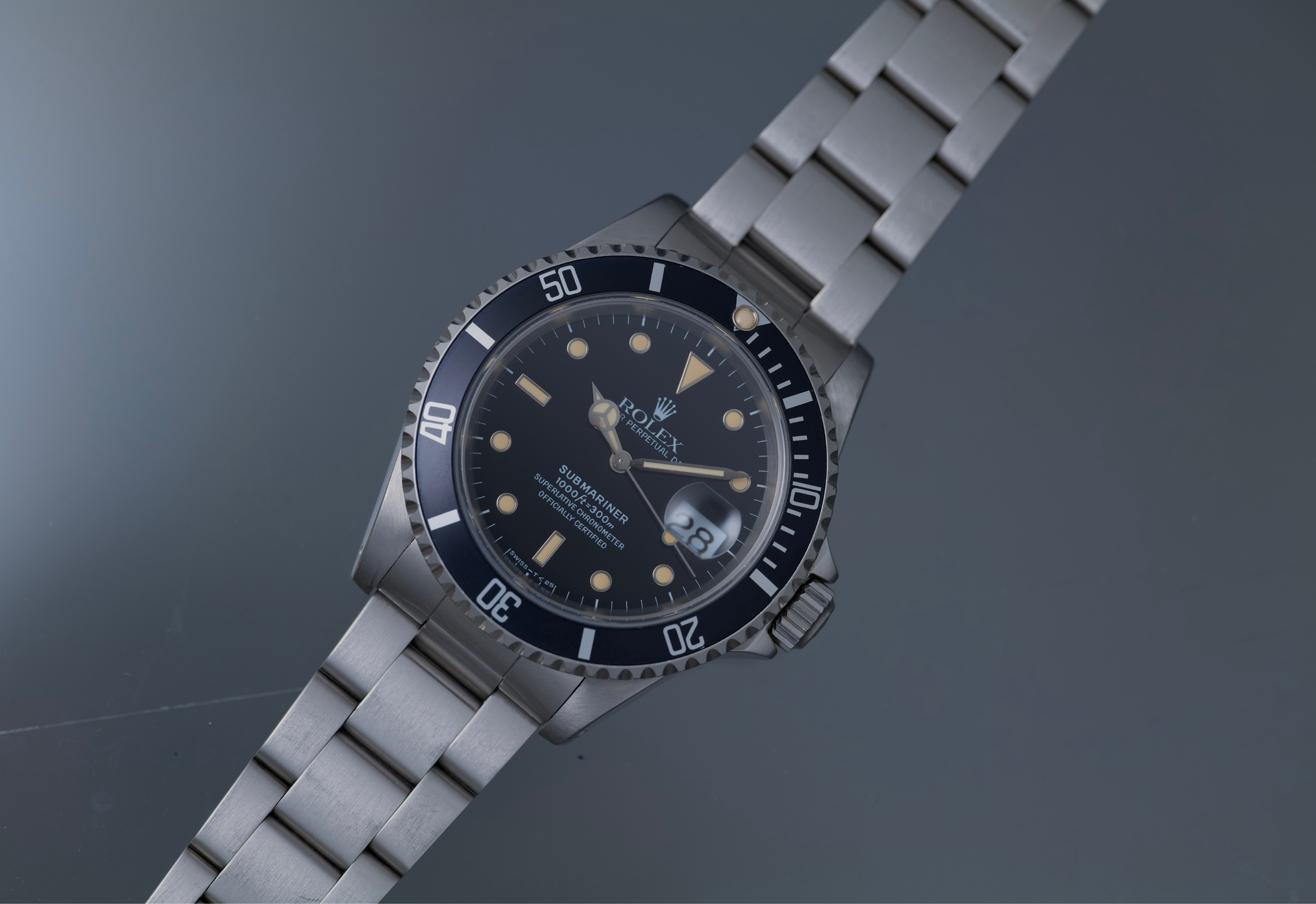 1990 16610 Submariner Date - Stunning full set