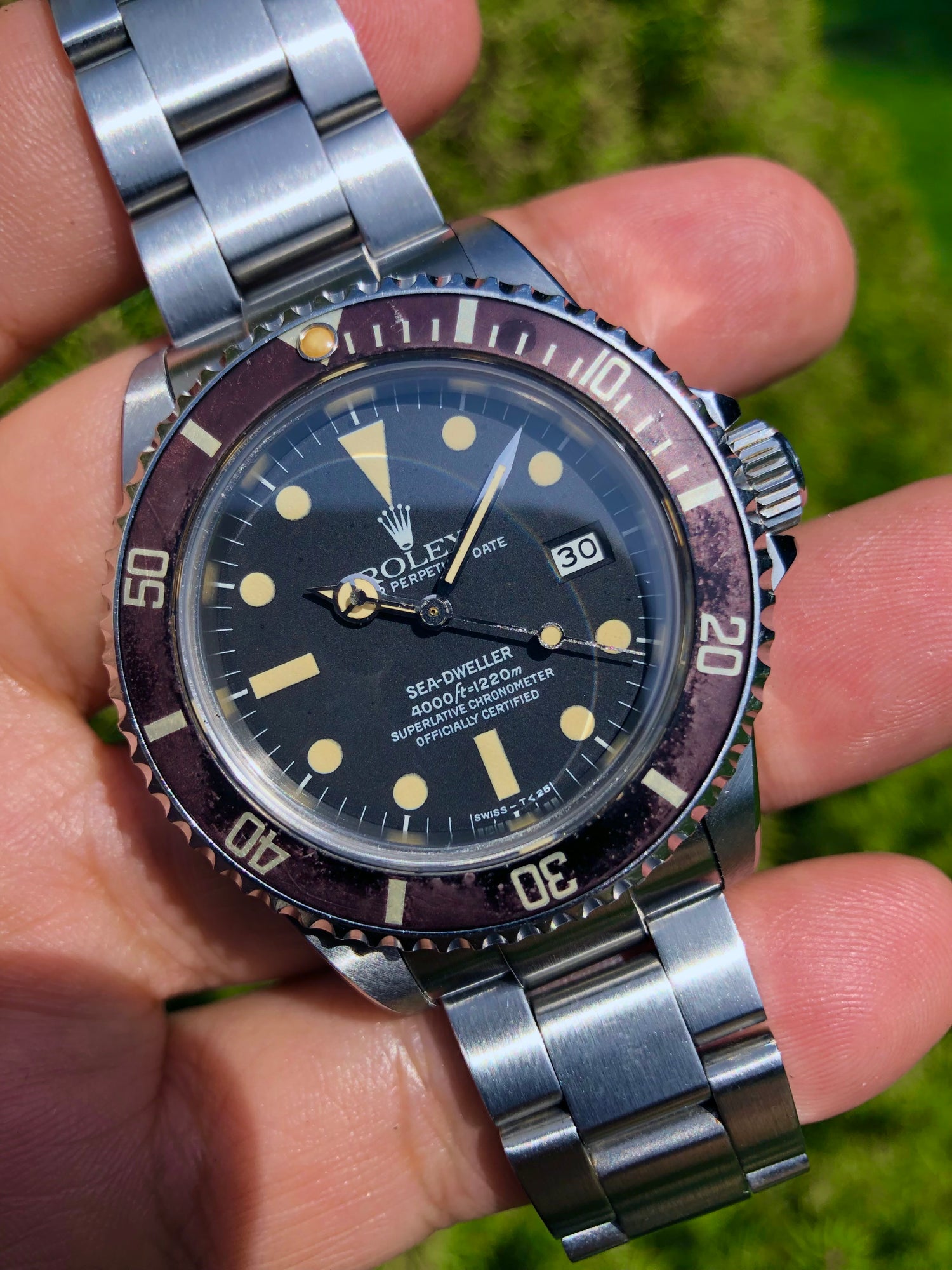 Matte Dial 16660 from the 80s with box and papers - superb !